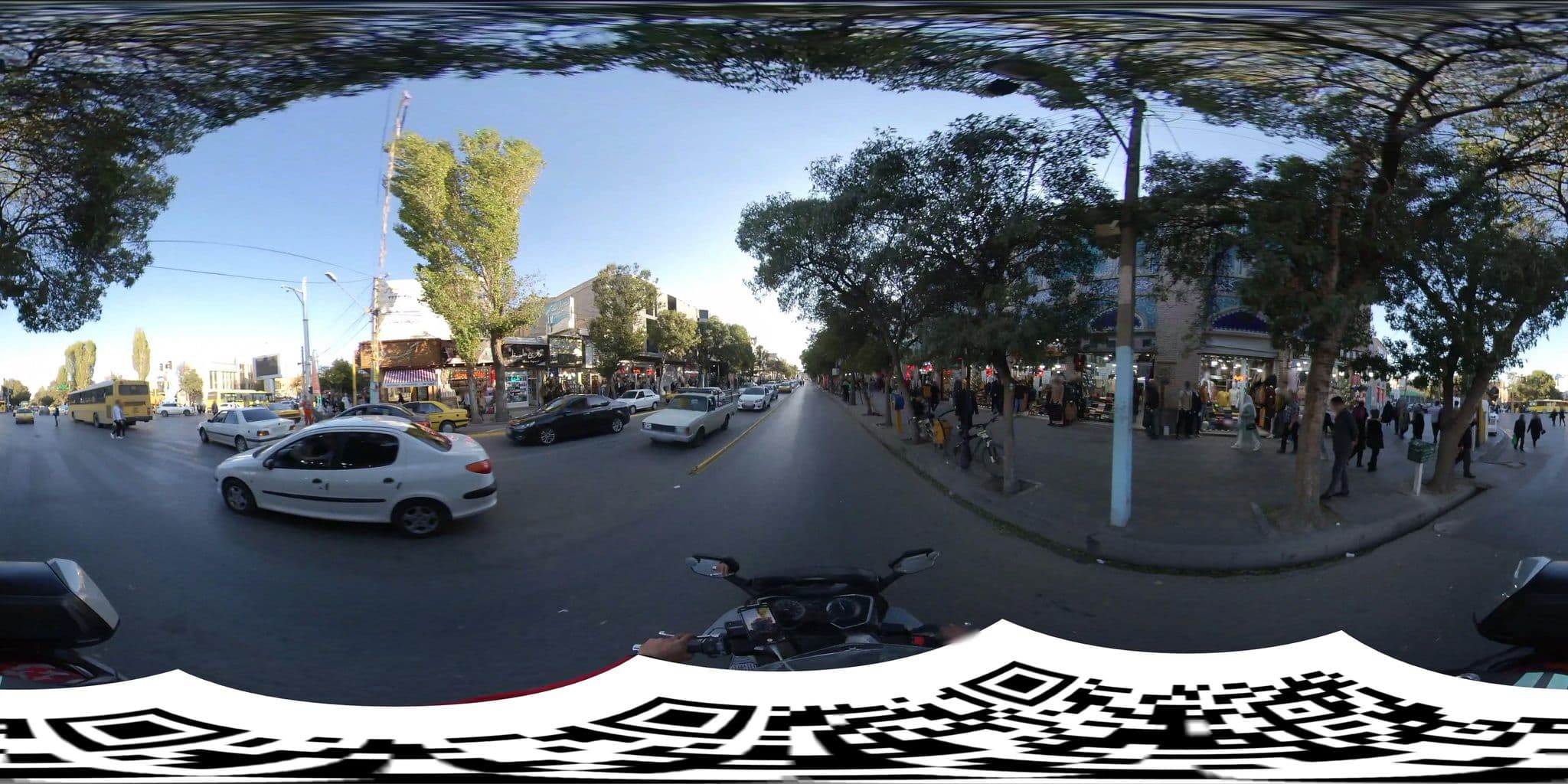 Street view near هتل ایده آل, Ardabīl — © 58zarali (CC BY-SA · Mapillary)