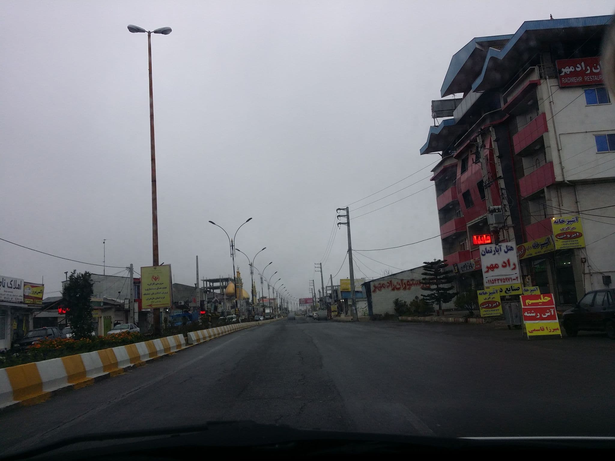 Street view near هتل آپارتمان رادمهر, Shīrūd — © pilsa (CC BY-SA · Mapillary)