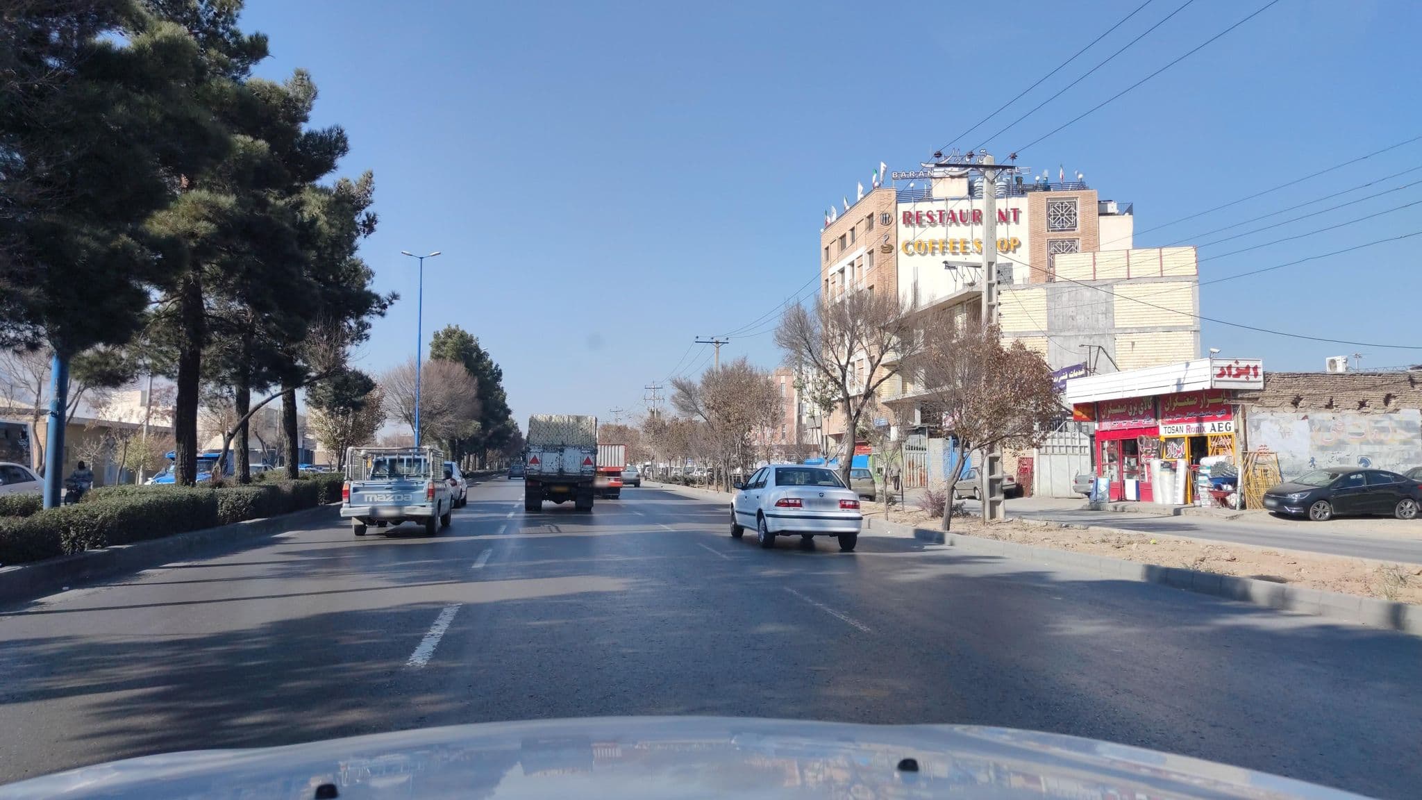 Street view near هتل باران, Rehnān — © LSOF (CC BY-SA · Mapillary)
