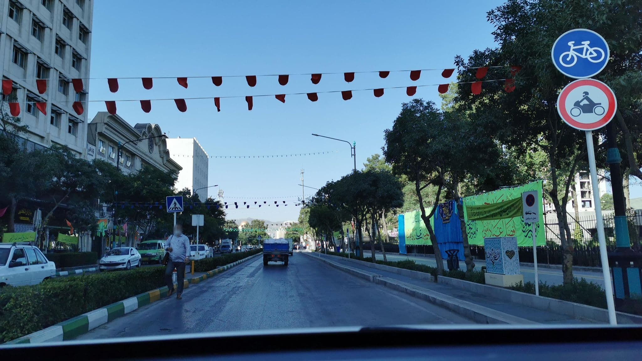 Street view near ممر الدور السادس, Mashhad — © kesler (CC BY-SA · Mapillary)
