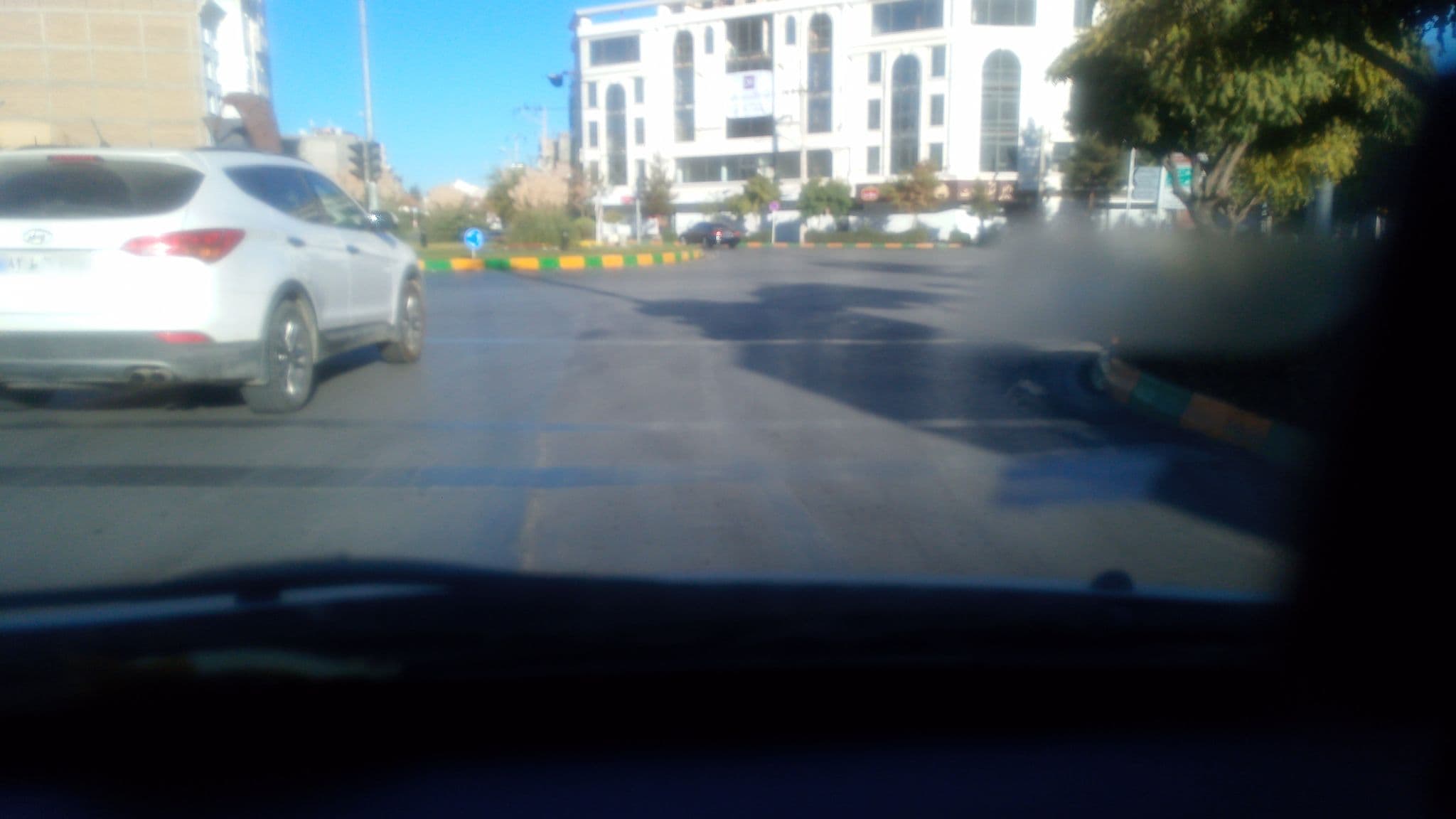 Street view near هتلين قابااا 😅, Kashaf — © saghapoor (CC BY-SA · Mapillary)