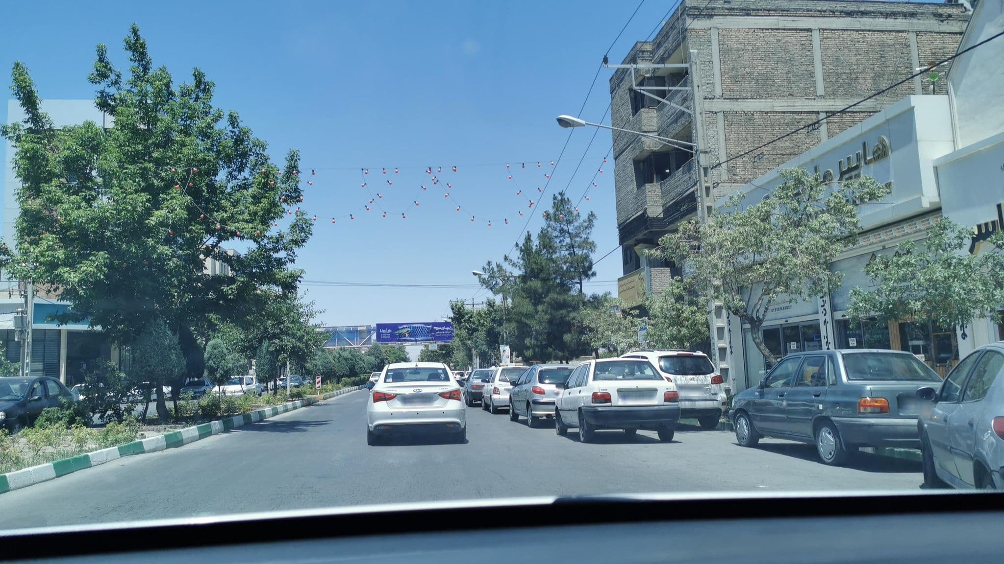 Street view near هتل اپارتماني طوس, Kashaf — © kesler (CC BY-SA · Mapillary)