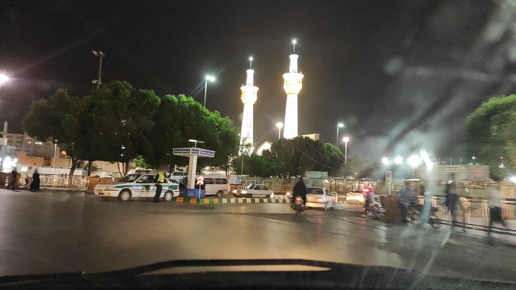 Street view near هتل ترنج, Mashhad — © hota (CC BY-SA · Mapillary)