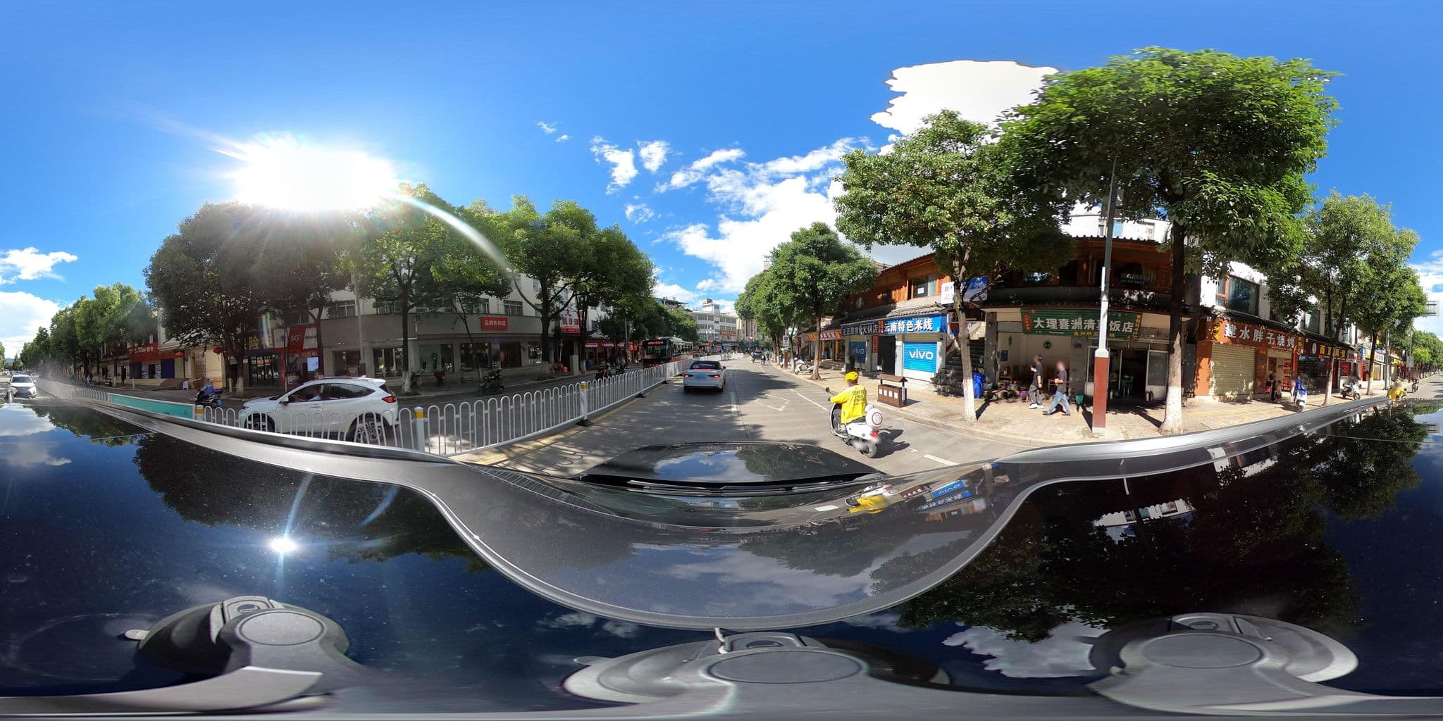 Street view near 丽江仁君宾馆, Lijiang — © adirricor (CC BY-SA · Mapillary)