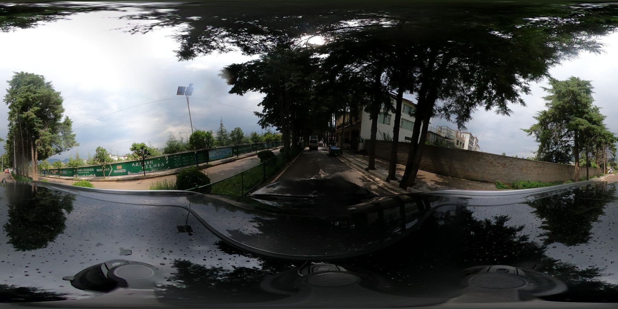 Street view near Mo Die Xiang Resort, Lijiang — © adirricor (CC BY-SA · Mapillary)
