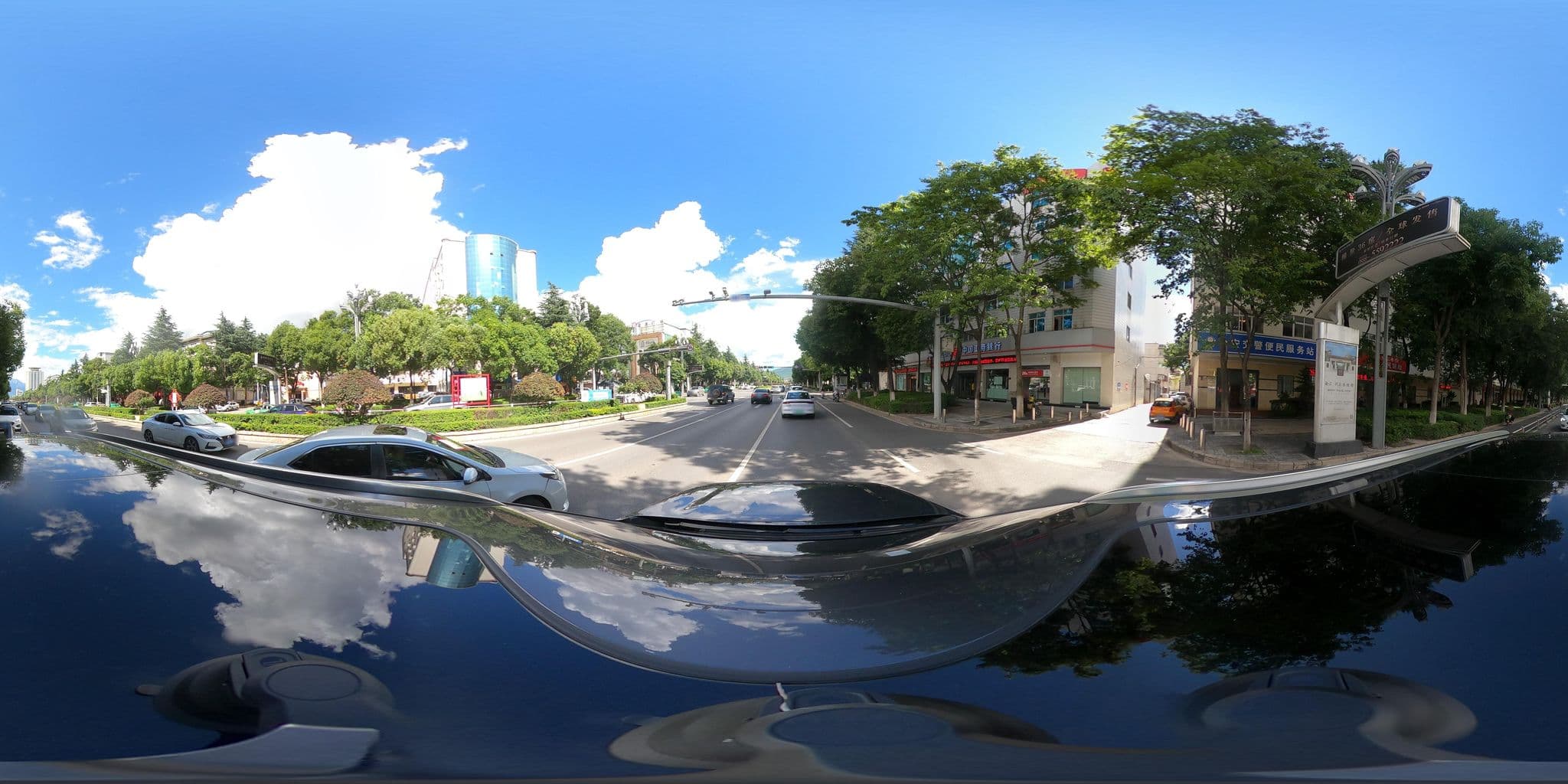 Street view near Hilton Garden Inn Lijiang, Lijiang — © adirricor (CC BY-SA · Mapillary)