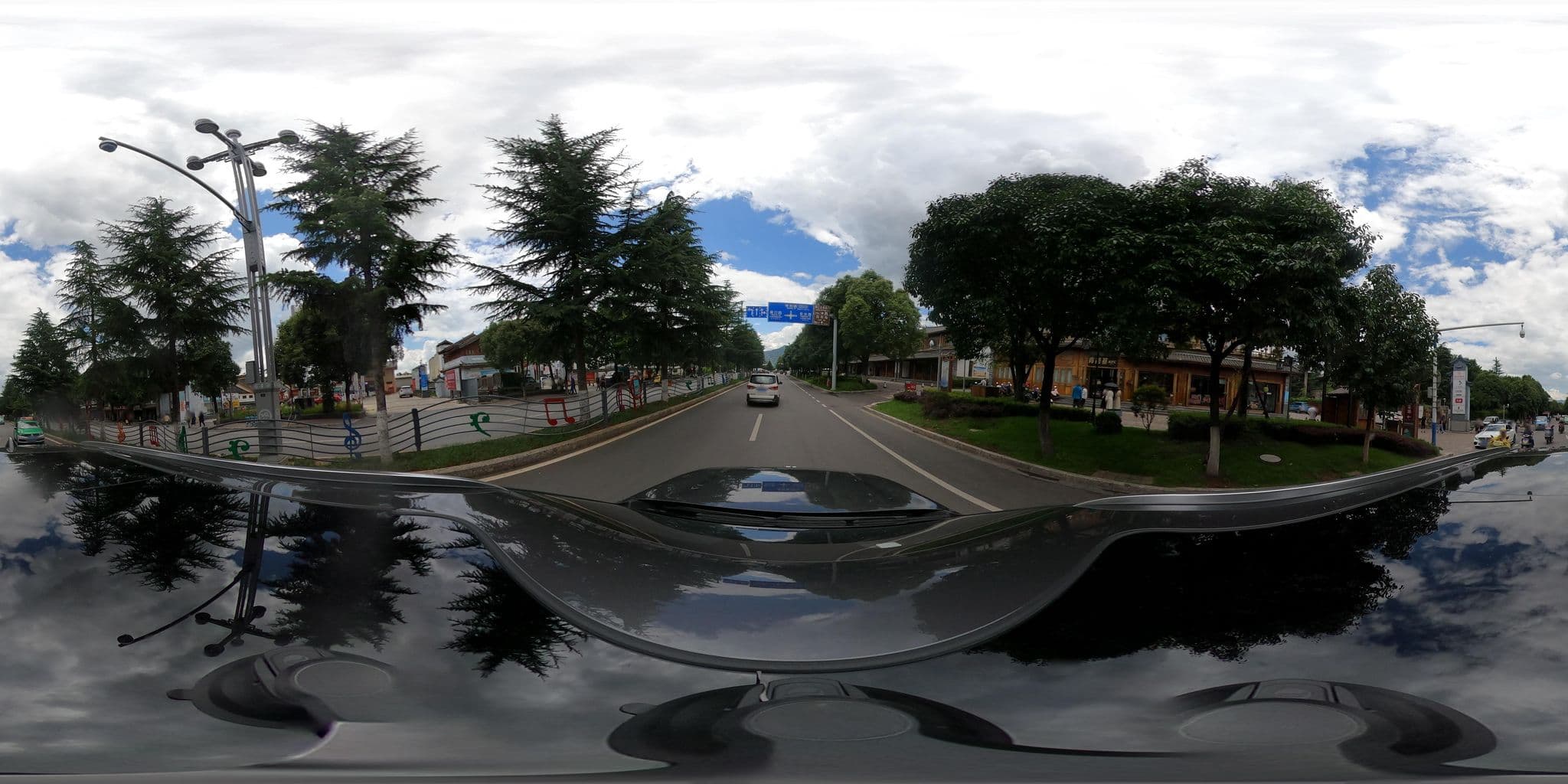 Street view near 丽江逆旅茶文化客栈, Lijiang — © adirricor (CC BY-SA · Mapillary)