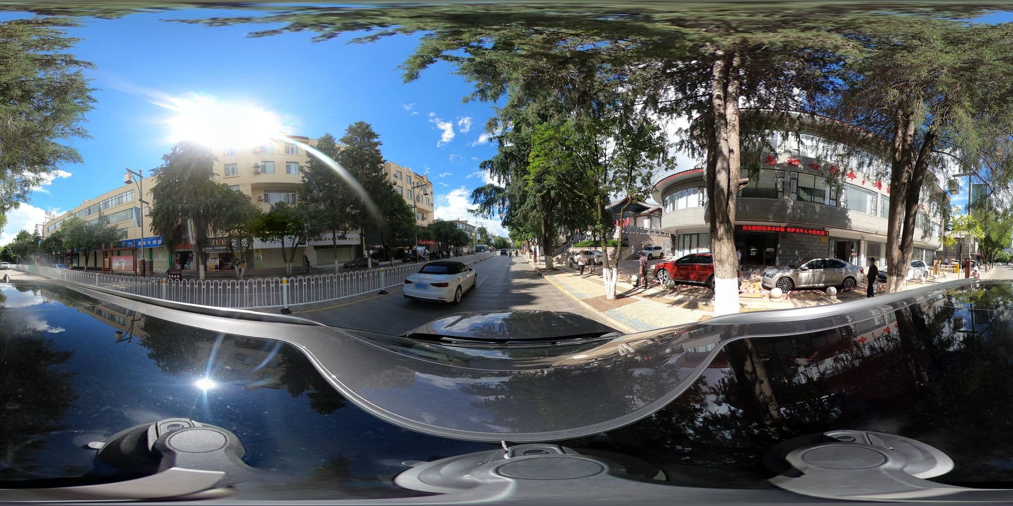 Street view near 丽江高原红宾馆, Lijiang — © adirricor (CC BY-SA · Mapillary)