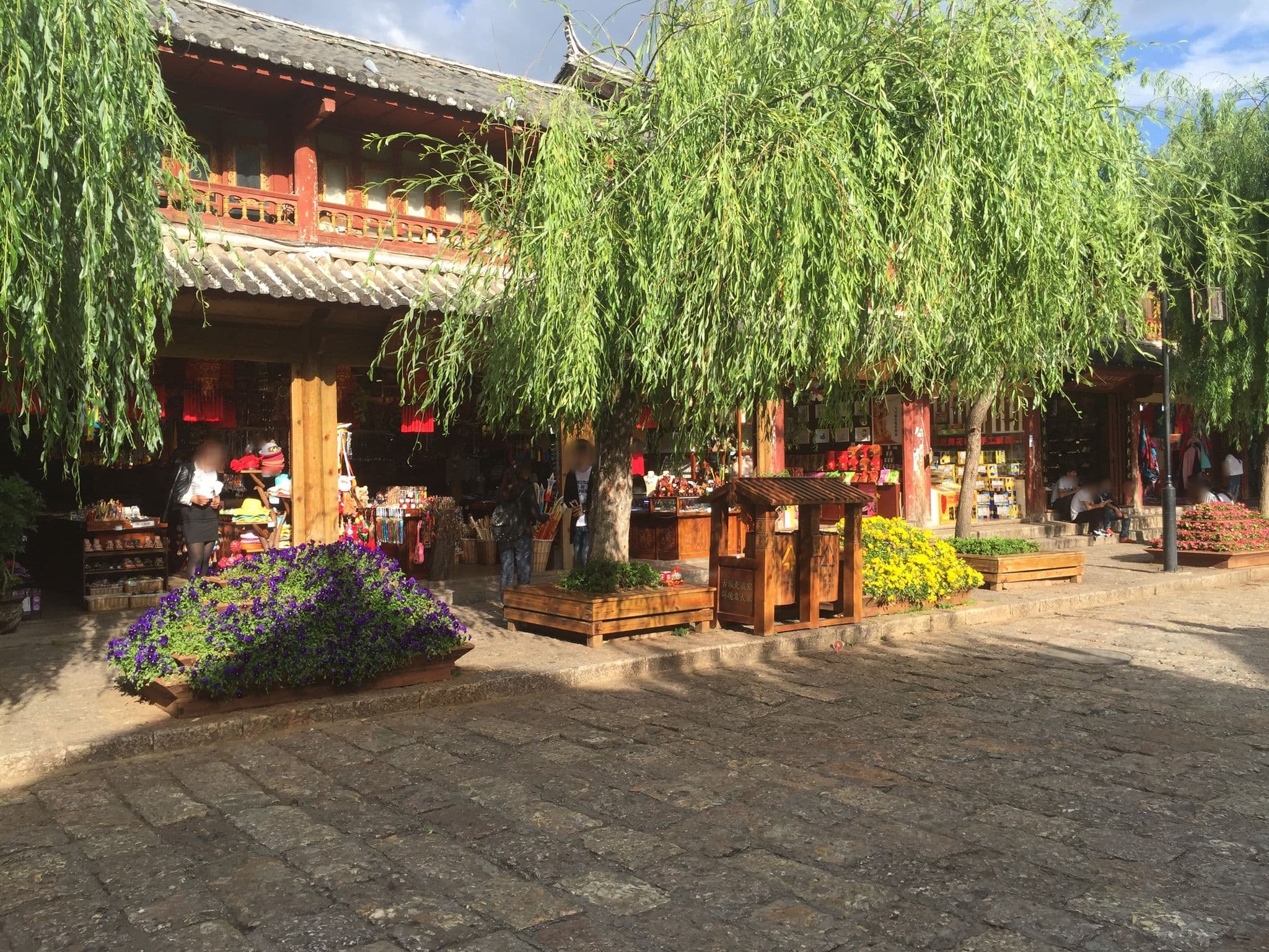 Street view near 1/3 理想, Lijiang — © kouki (CC BY-SA · Mapillary)