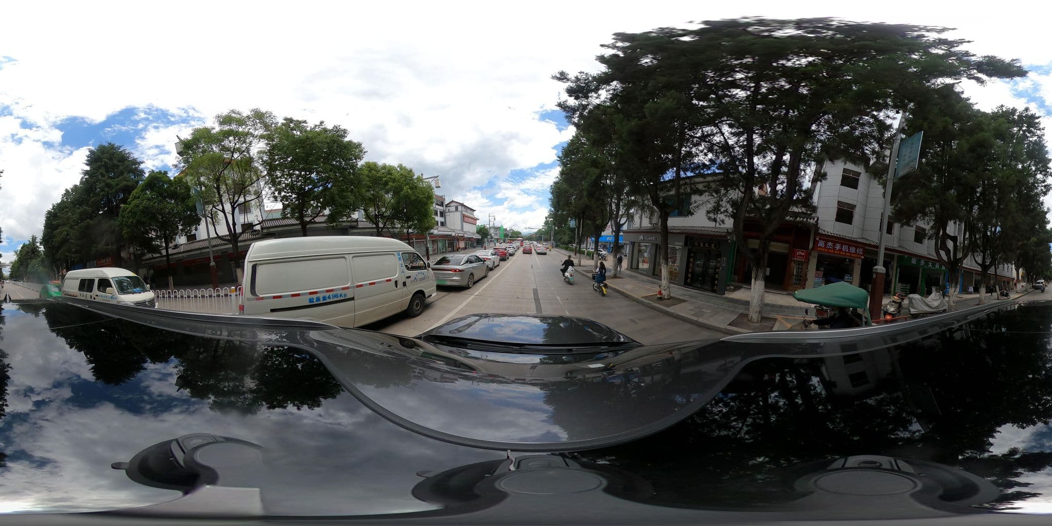 Street view near Lijiang International Youth Hostel, Lijiang — © adirricor (CC BY-SA · Mapillary)