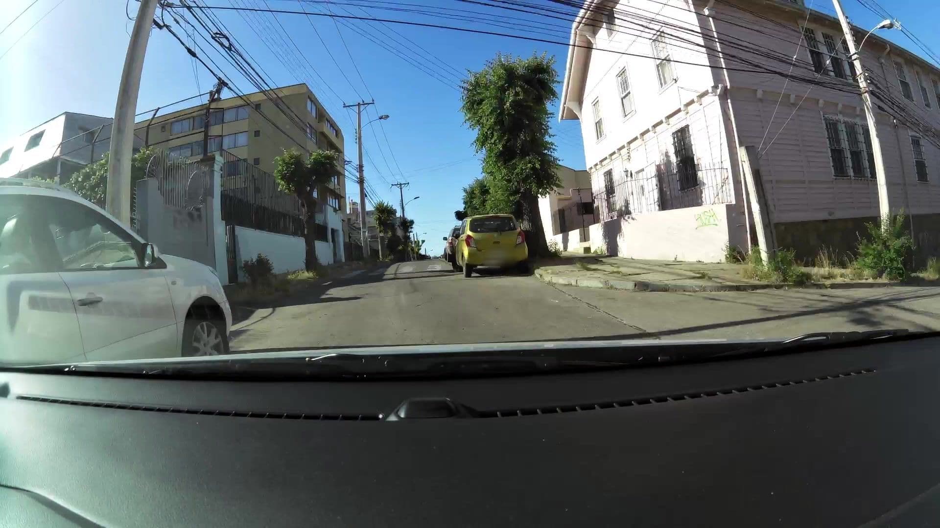 Street view near Hostal La Oma, Viña del Mar — © kaartcam (CC BY-SA · Mapillary)