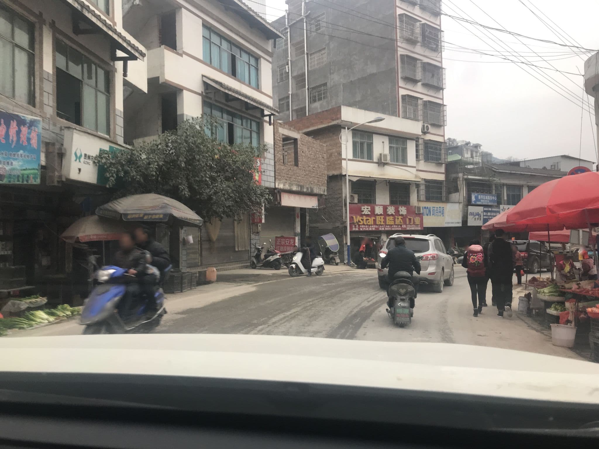 Street view near 册亨承惠旅社, Zhelou — © jqka (CC BY-SA · Mapillary)