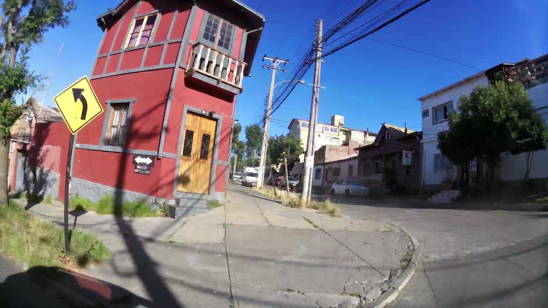 Street view near Hostal Gipuzkoa, Viña del Mar — © kaartcam (CC BY-SA · Mapillary)
