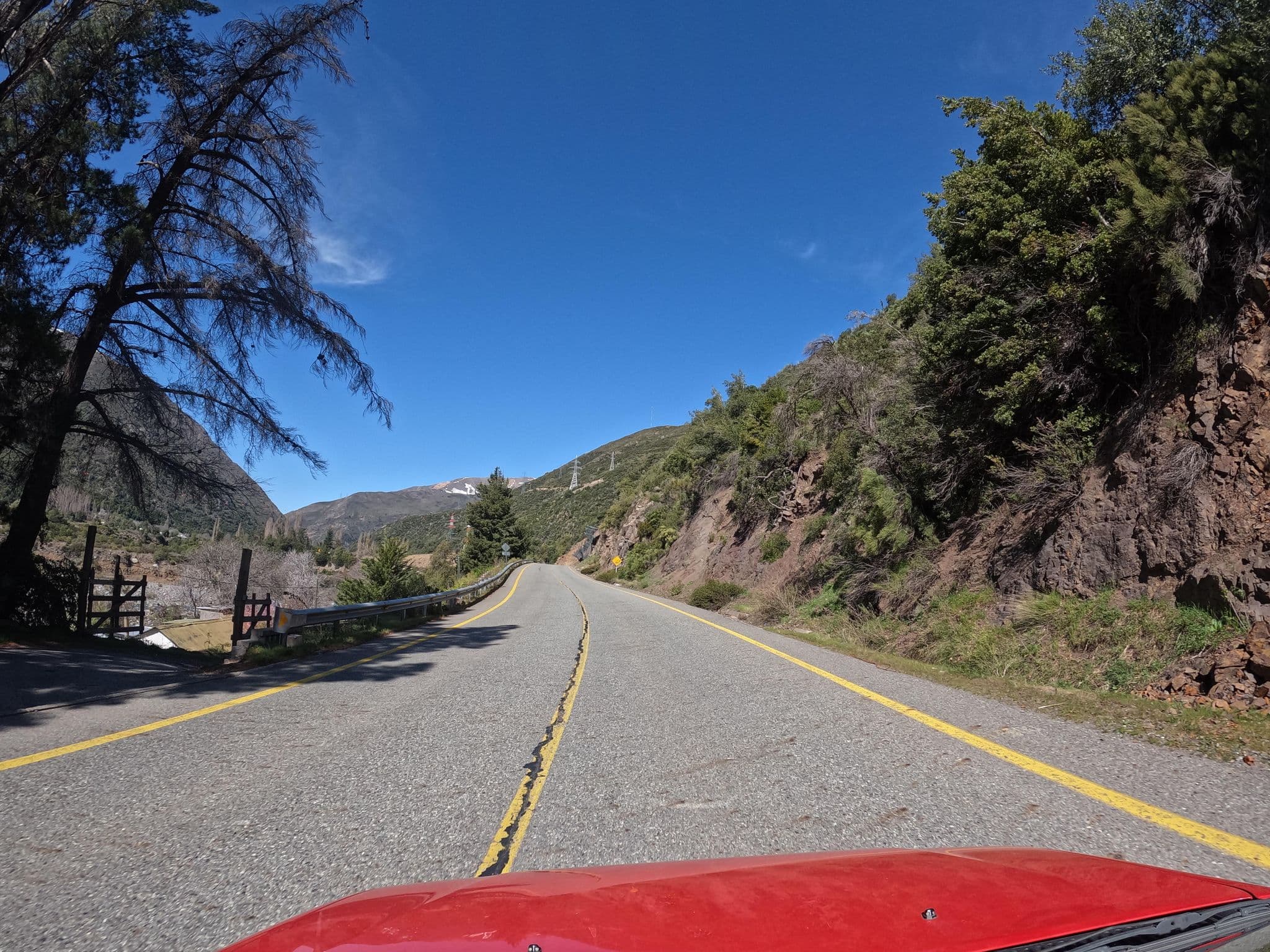Street view near Cabañas Alto del Maule, Colbún — © Kaart_Local (CC BY-SA · Mapillary)