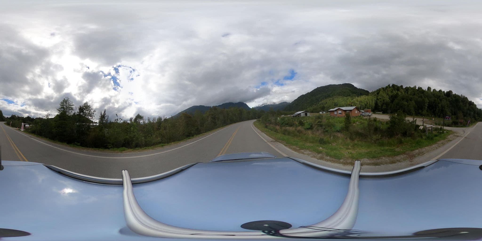 Street view near Cabañas Leontina Fuentes, Puerto Cisnes — © Kaart_Local (CC BY-SA · Mapillary)
