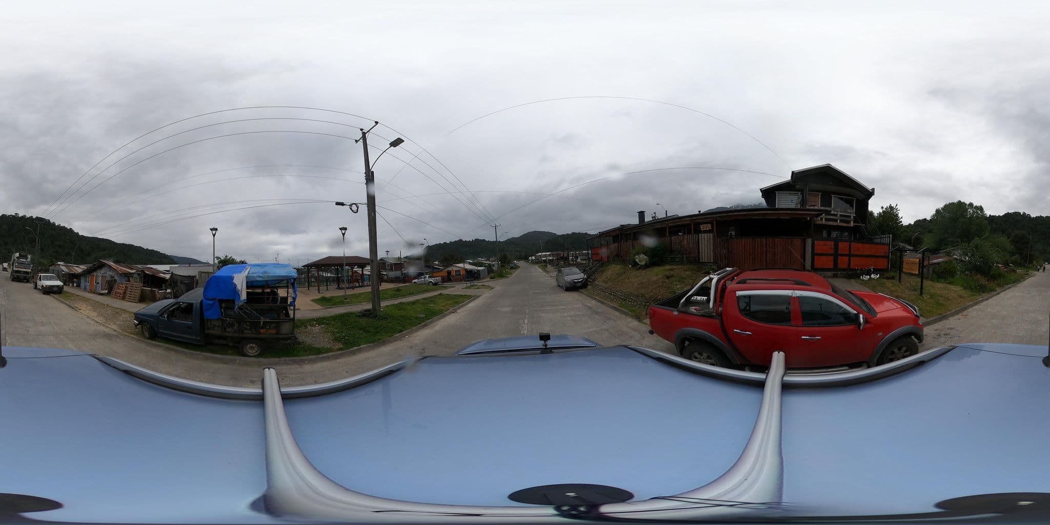 Street view near Cabañas Cumbres 337, Puerto Cisnes — © Kaart_Local (CC BY-SA · Mapillary)