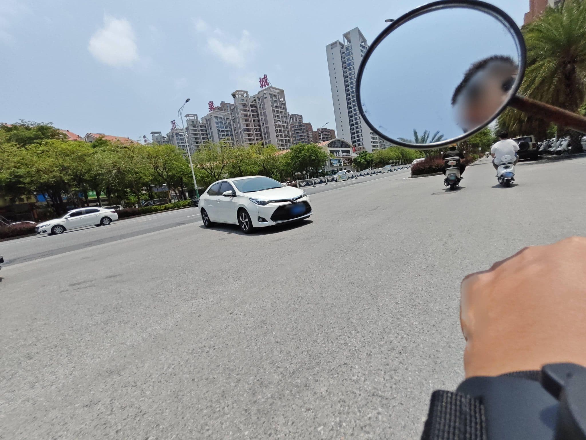 Street view near 苏福比画廊酒店, Beihai — © xbd (CC BY-SA · Mapillary)