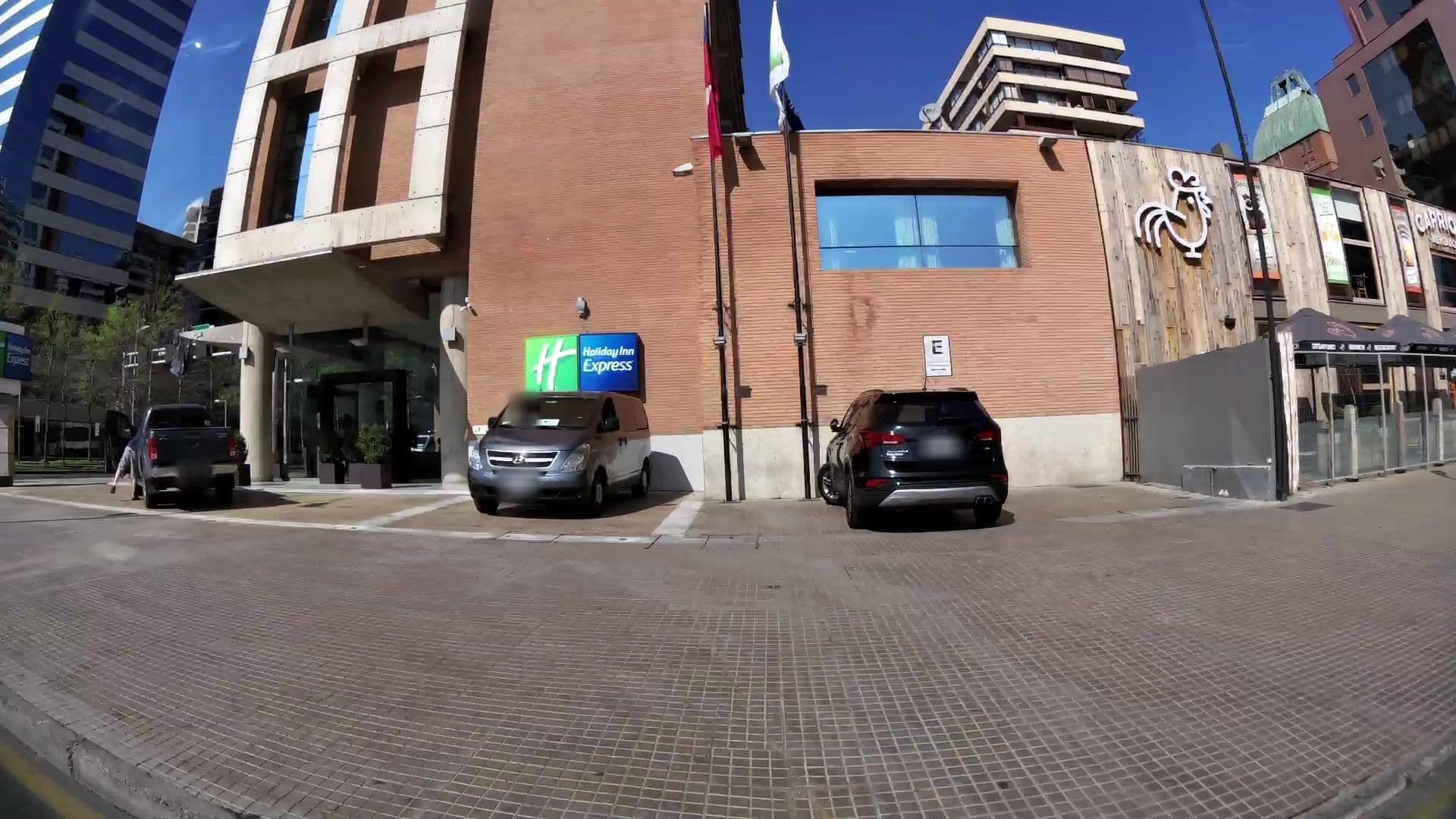 Street view near Holiday Inn Express - Santiago El Golf, Ñuñoa — © kaartcam (CC BY-SA · Mapillary)