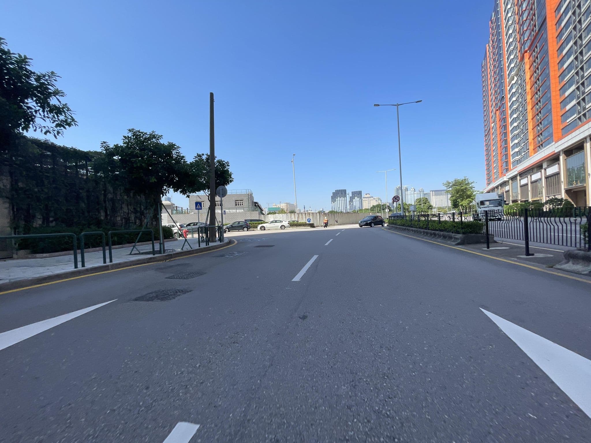 Street view near THE13, São Lourenço — © joaocsampayo (CC BY-SA · Mapillary)