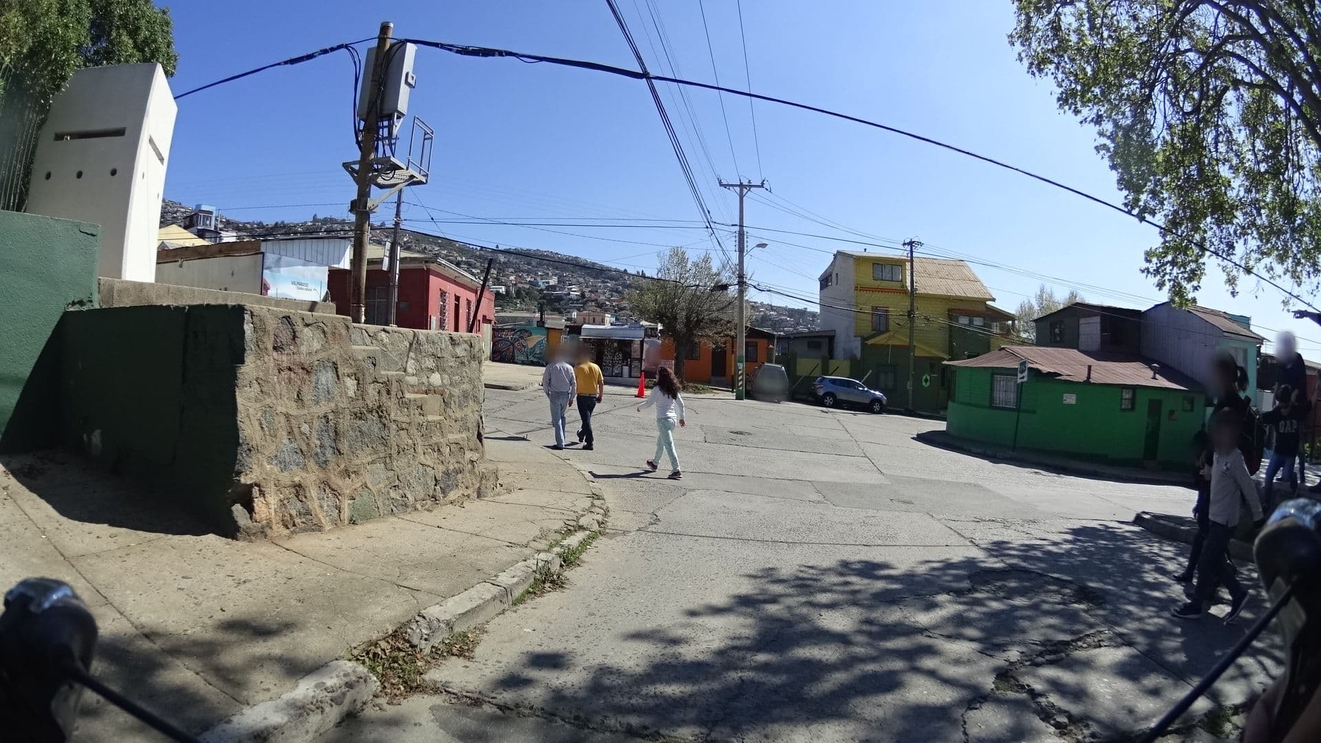 Street view near Hotel Mon Reve - SPA - Bar & Restaurant, Valparaíso — © tiagofassoni (CC BY-SA · Mapillary)