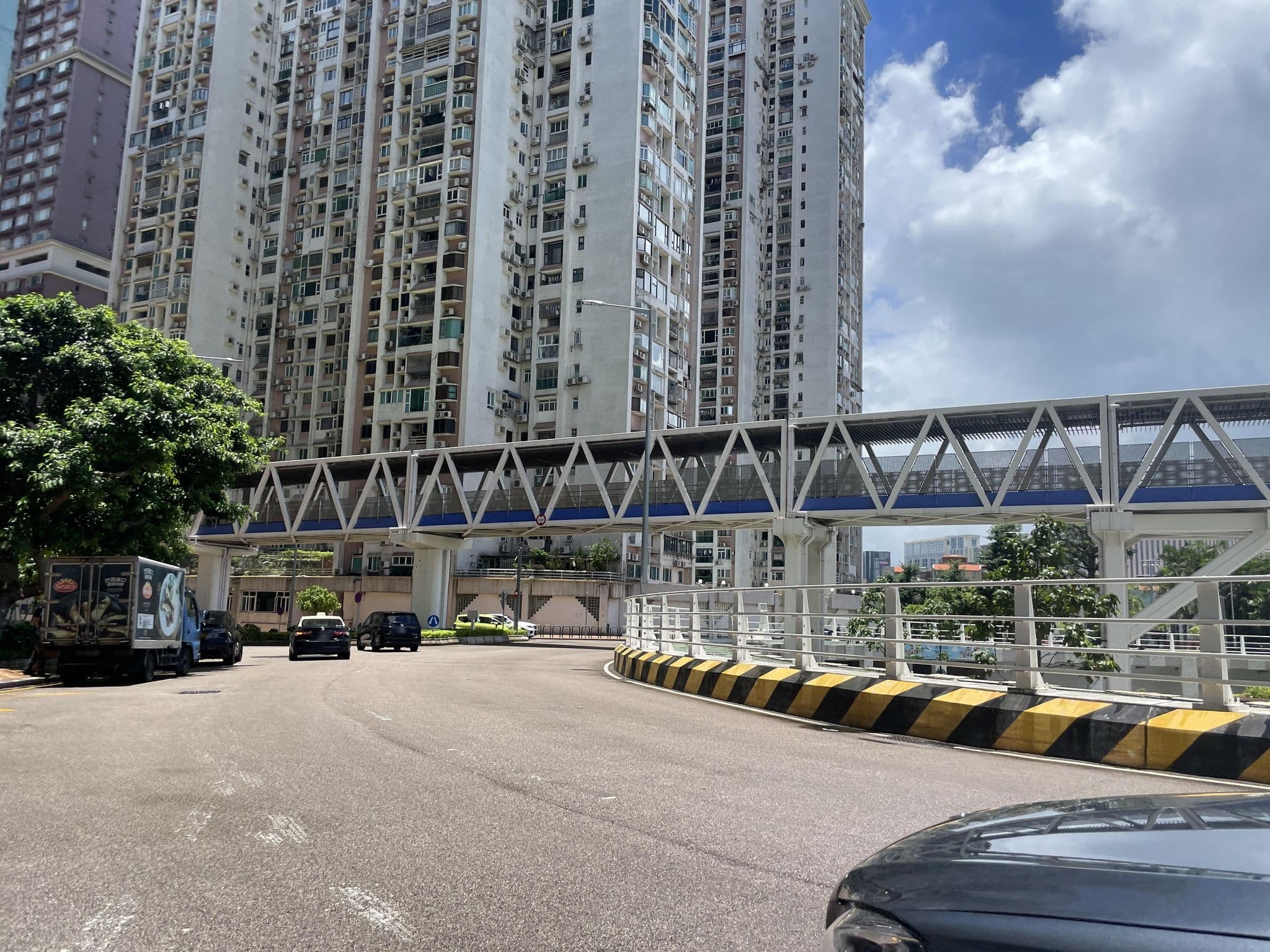 Street view near Fourseasons Guangzhou, São Lourenço — © joaocsampayo (CC BY-SA · Mapillary)