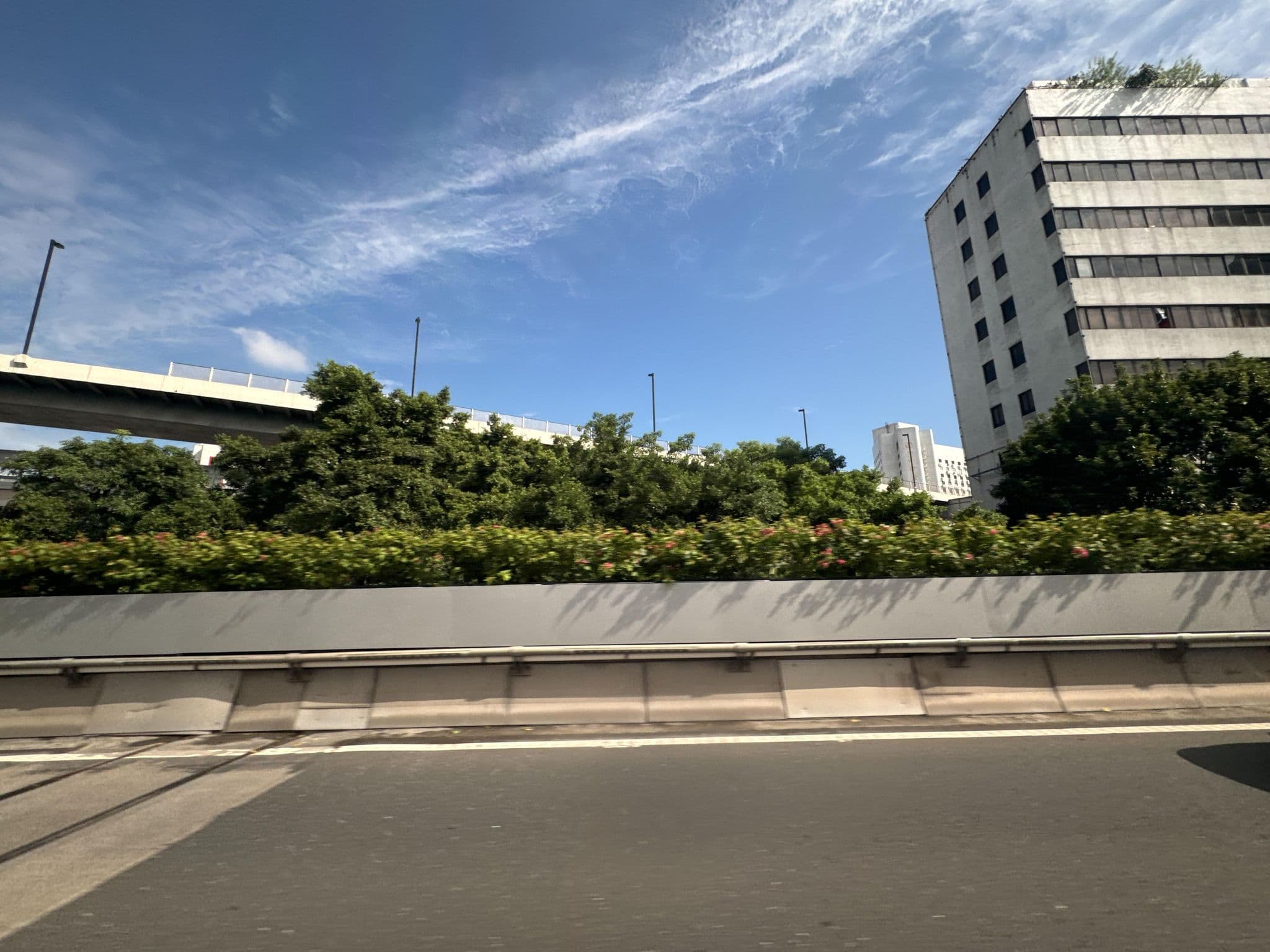 Street view near 七天酒店火车站店, Guangzhou — © filipb (CC BY-SA · Mapillary)