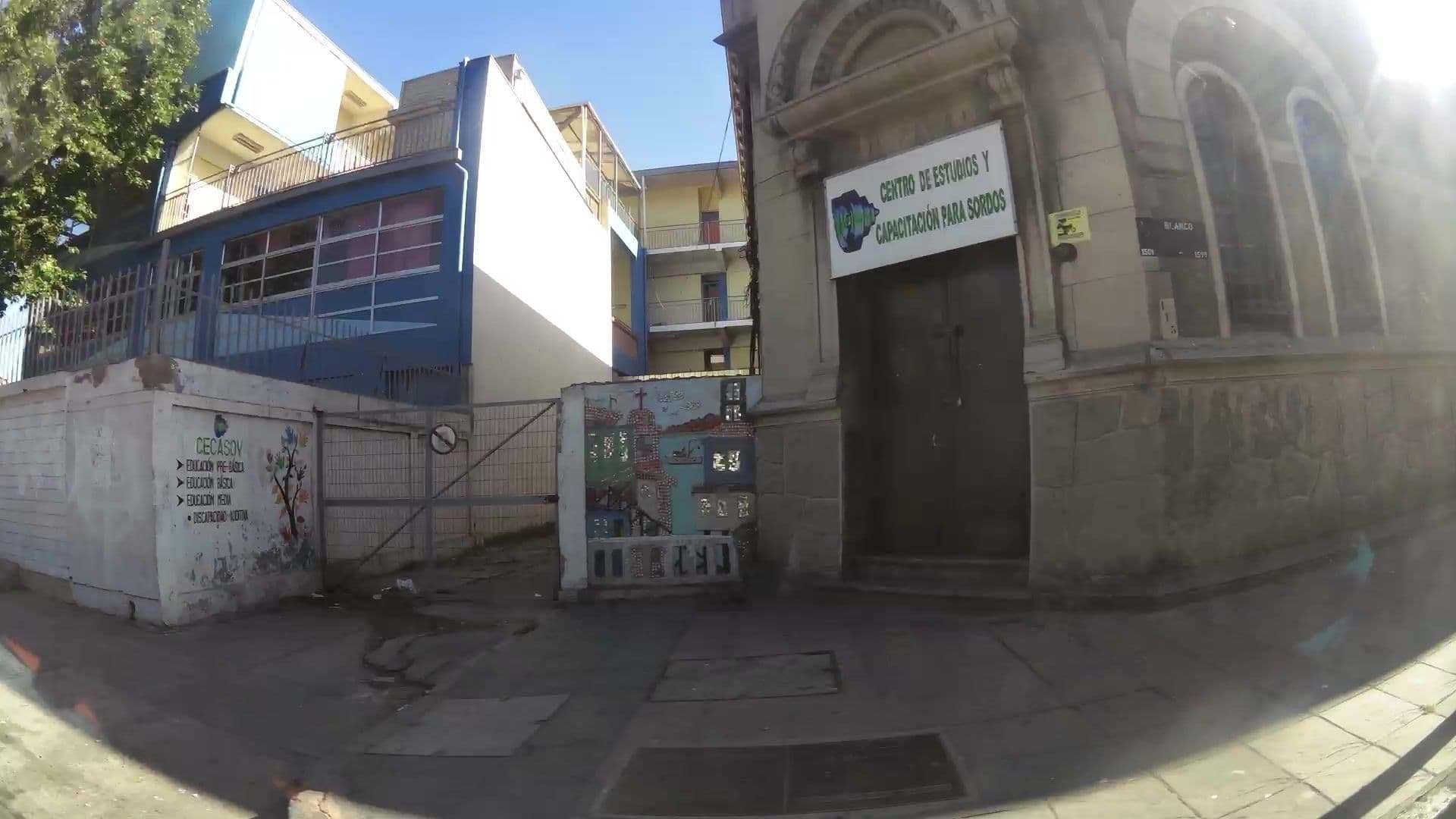 Street view near Hotel Diego de Almagro, Valparaíso