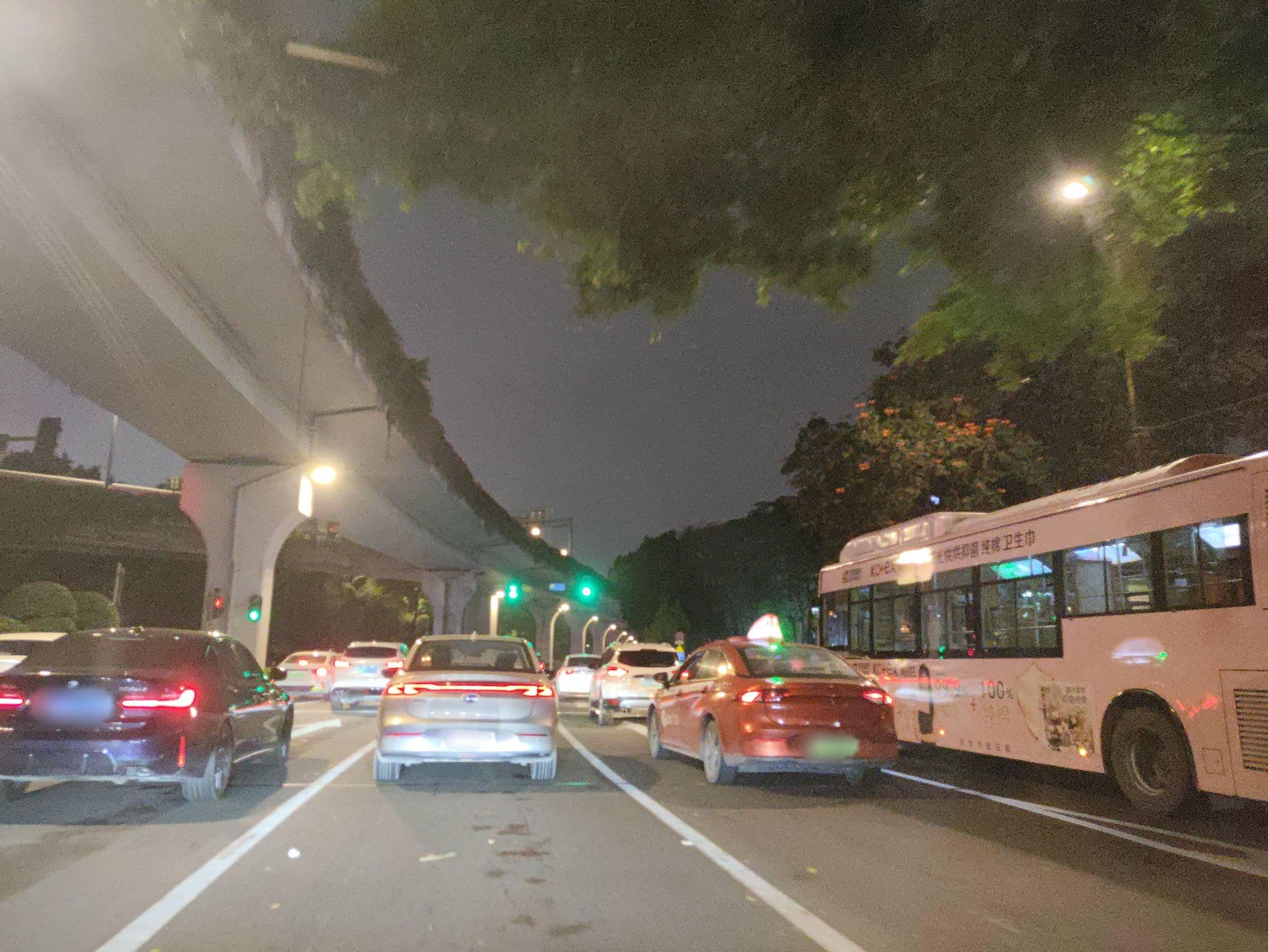 Street view near Master Hotel Guangzhou, Guangzhou — © Segment3464 (CC BY-SA · Mapillary)