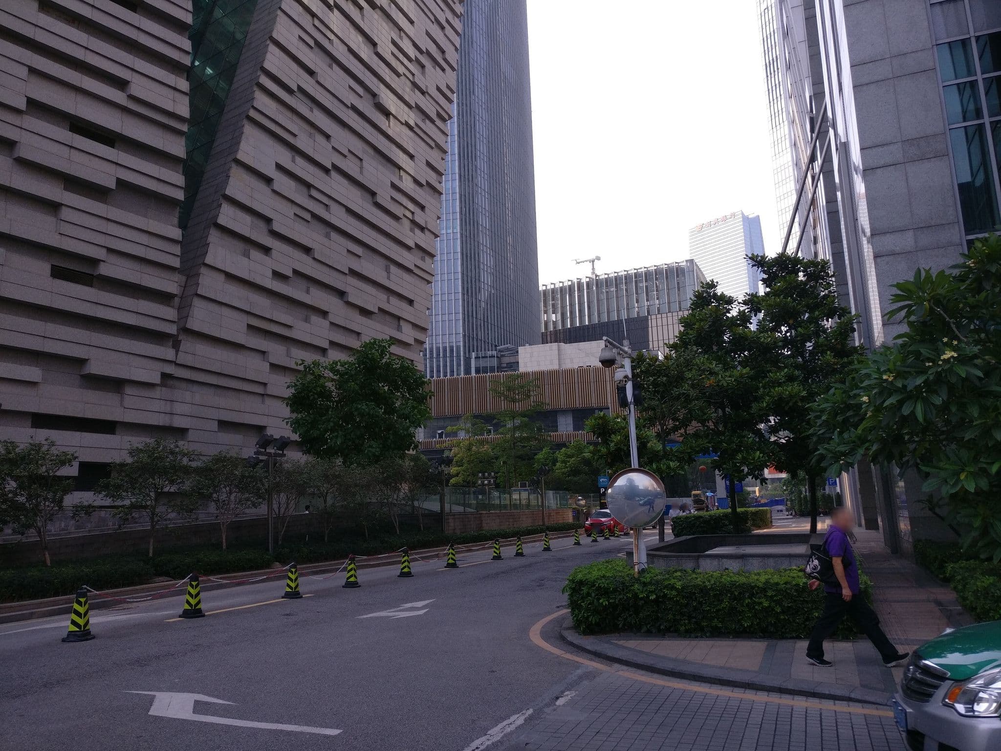 Street view near Pool, Guangzhou — © aleung (CC BY-SA · Mapillary)