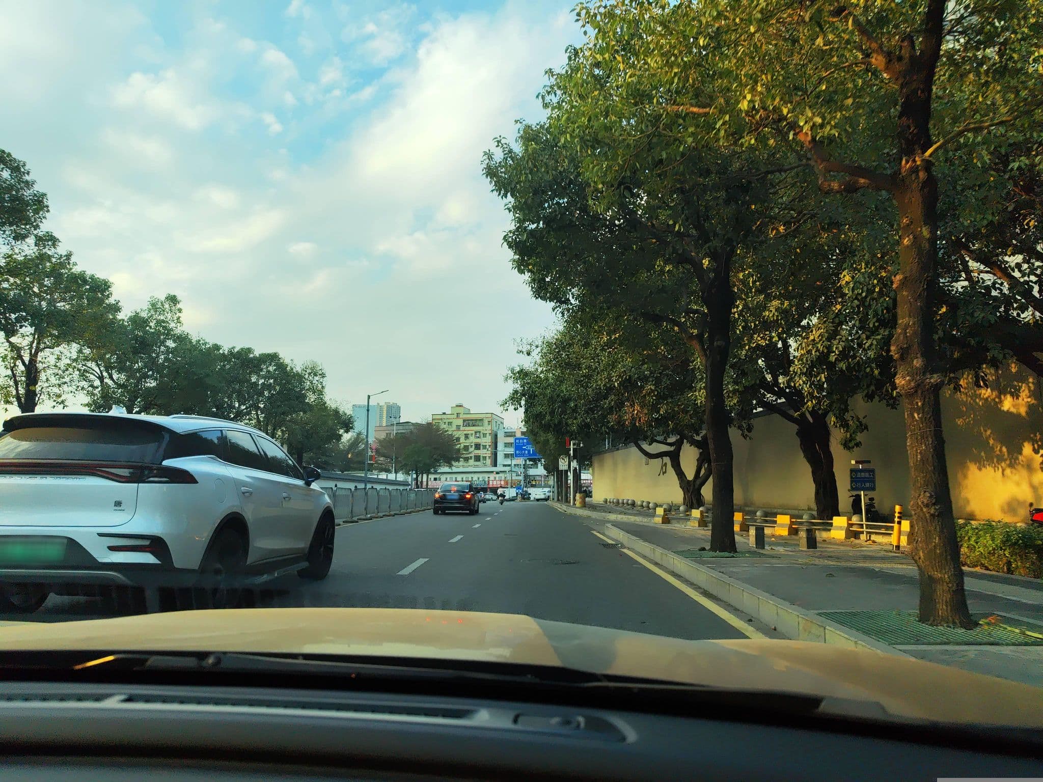 Street view near The Jisheng Hotel, Niulanwo — © Obanazawa_Kuri (CC BY-SA · Mapillary)