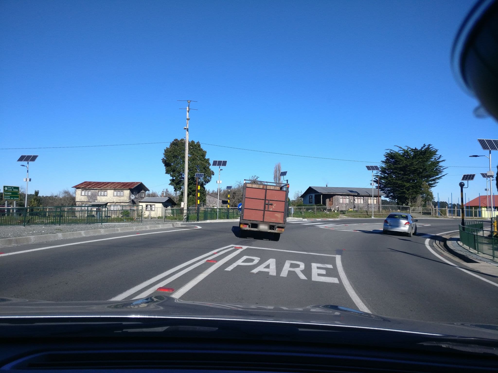 Street view near Hospedaje, Dalcahue — © felipeeugenio (CC BY-SA · Mapillary)