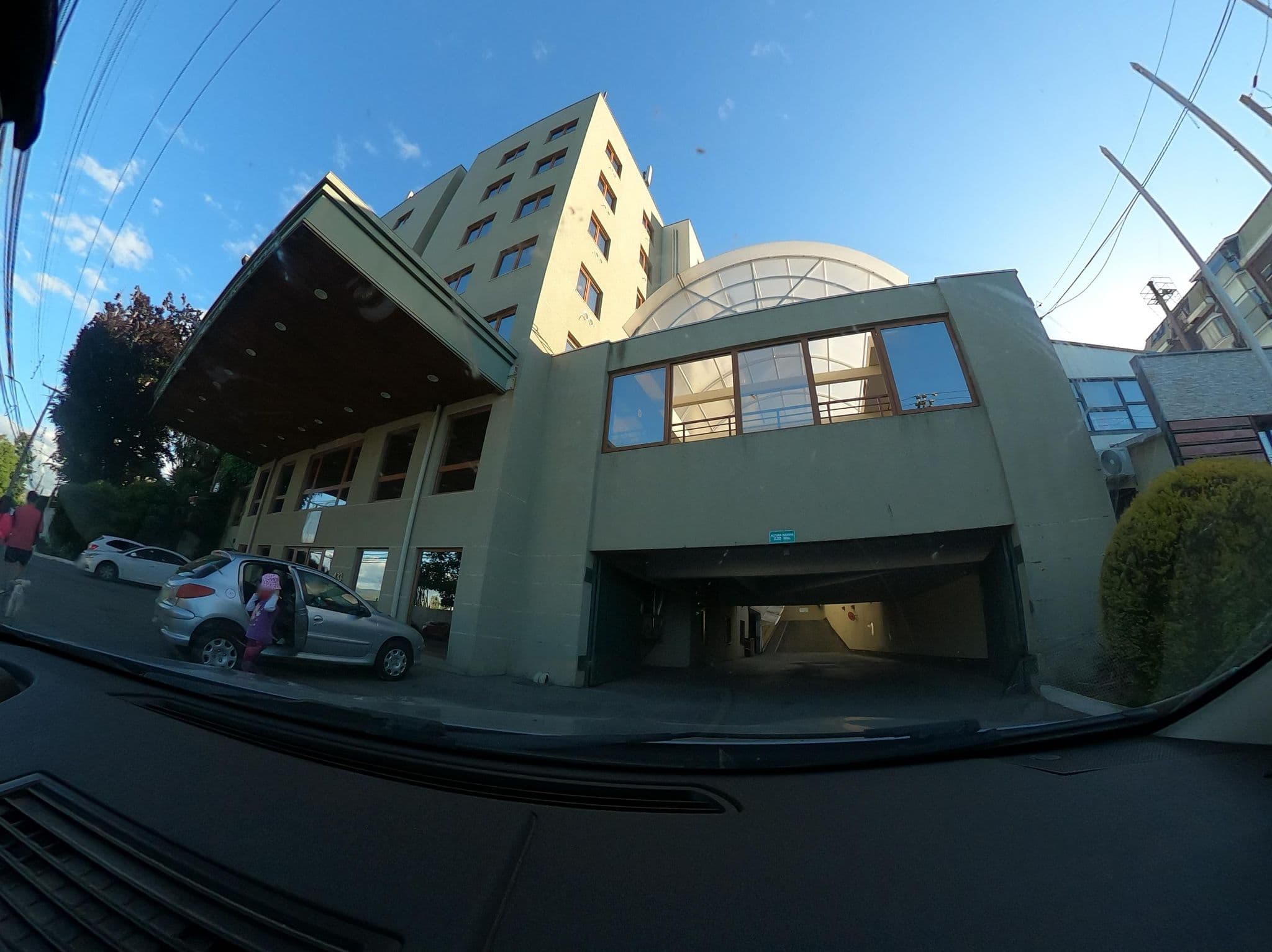 Street view near Hotel Diego de Almagro, Valdivia — © felipeeugenio (CC BY-SA · Mapillary)
