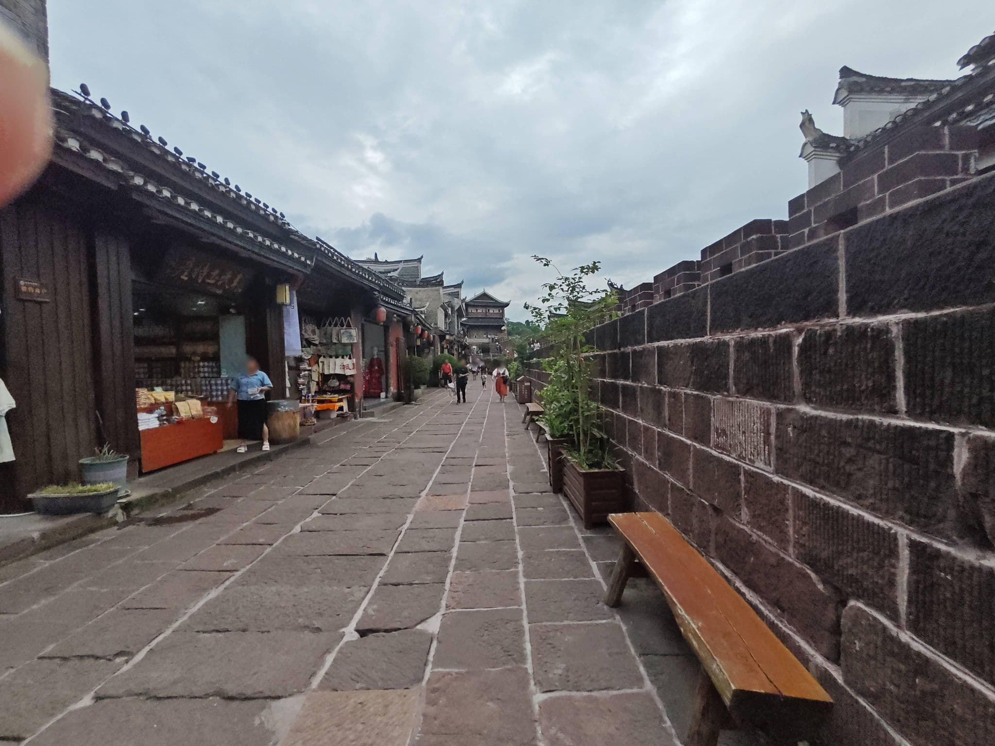 Street view near 足迹客栈, Fenghuang — © xbd (CC BY-SA · Mapillary)