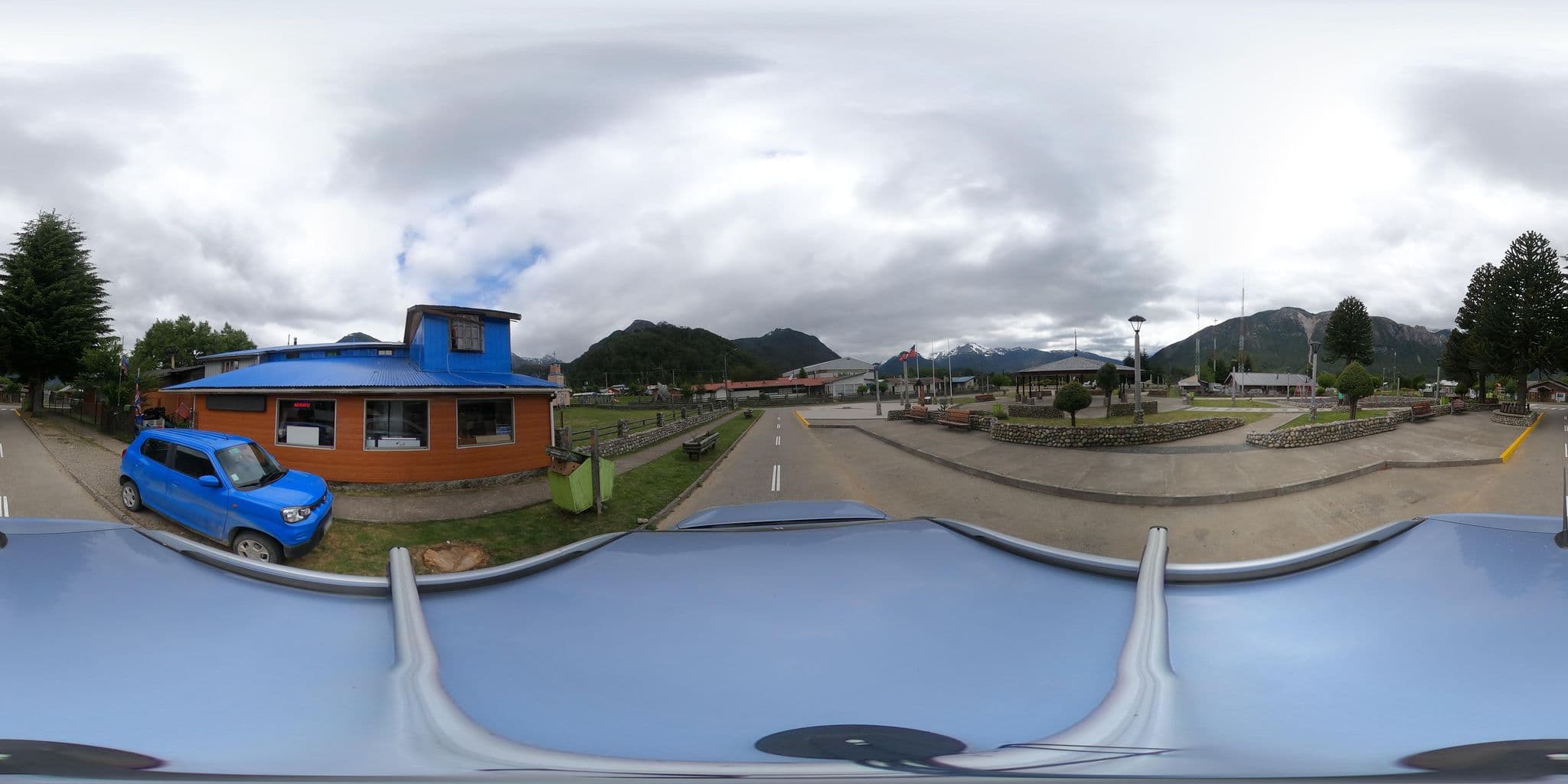Street view near El Encanto, Puerto Cisnes — © Kaart_Local (CC BY-SA · Mapillary)