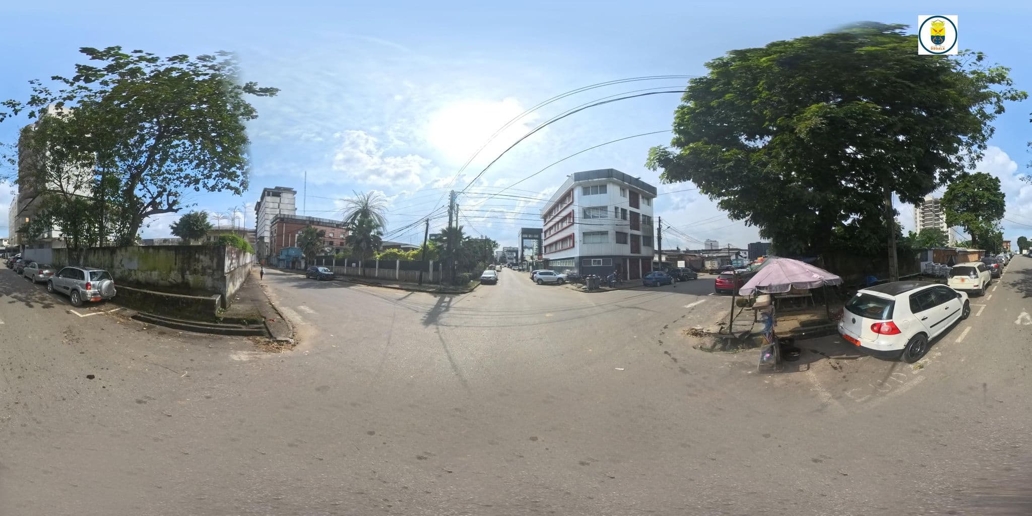 Street view near Planet Hotel, Douala