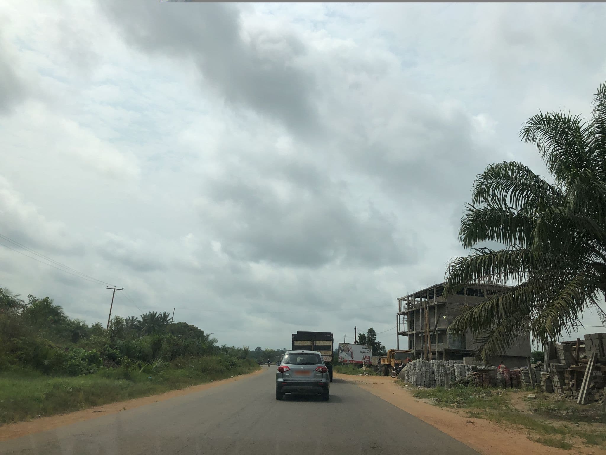Street view near Family house, Edéa — © peltiern (CC BY-SA · Mapillary)
