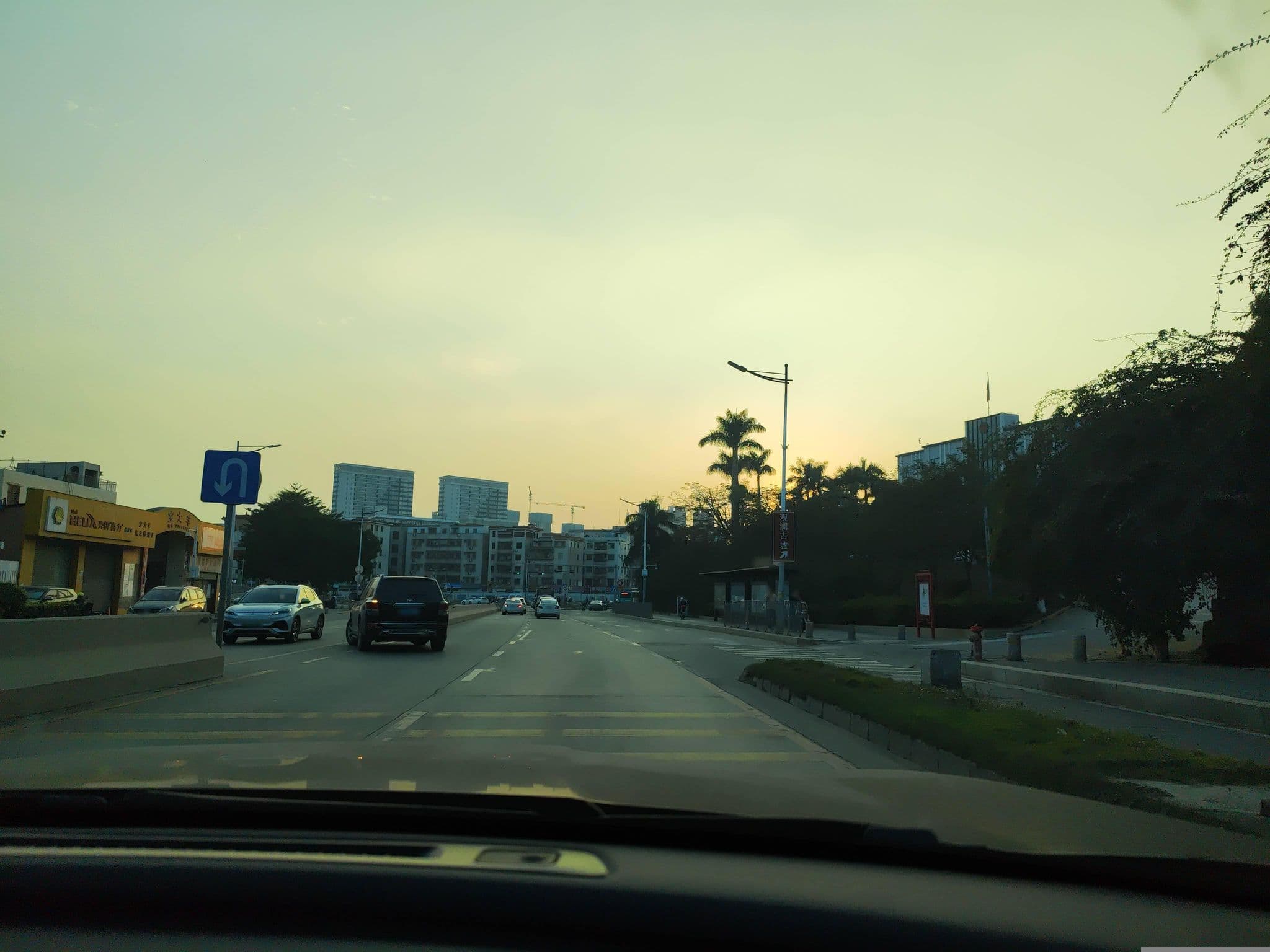 Street view near 梦澜商务宾馆, Changlingpi — © Obanazawa_Kuri (CC BY-SA · Mapillary)