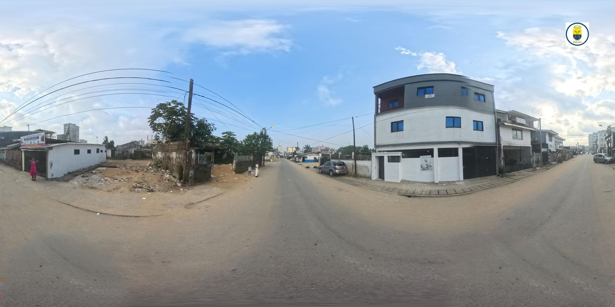 Street view near Emeline, Douala