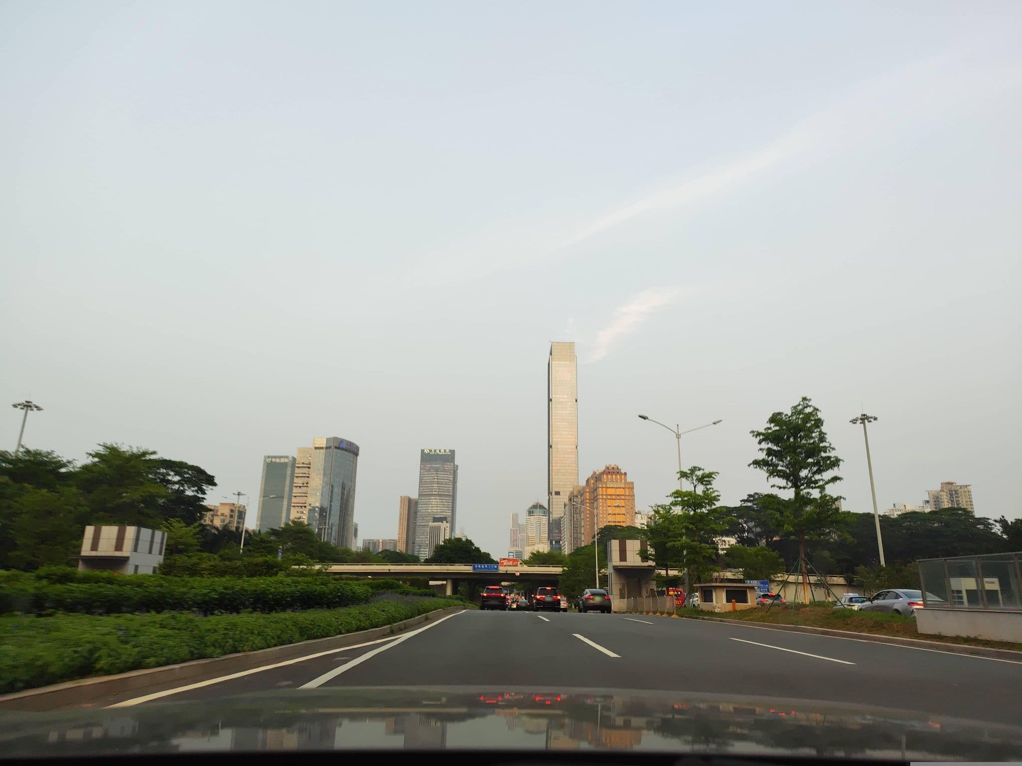 Street view near 深圳上海宾馆, Shenzhen — © Obanazawa_Kuri (CC BY-SA · Mapillary)