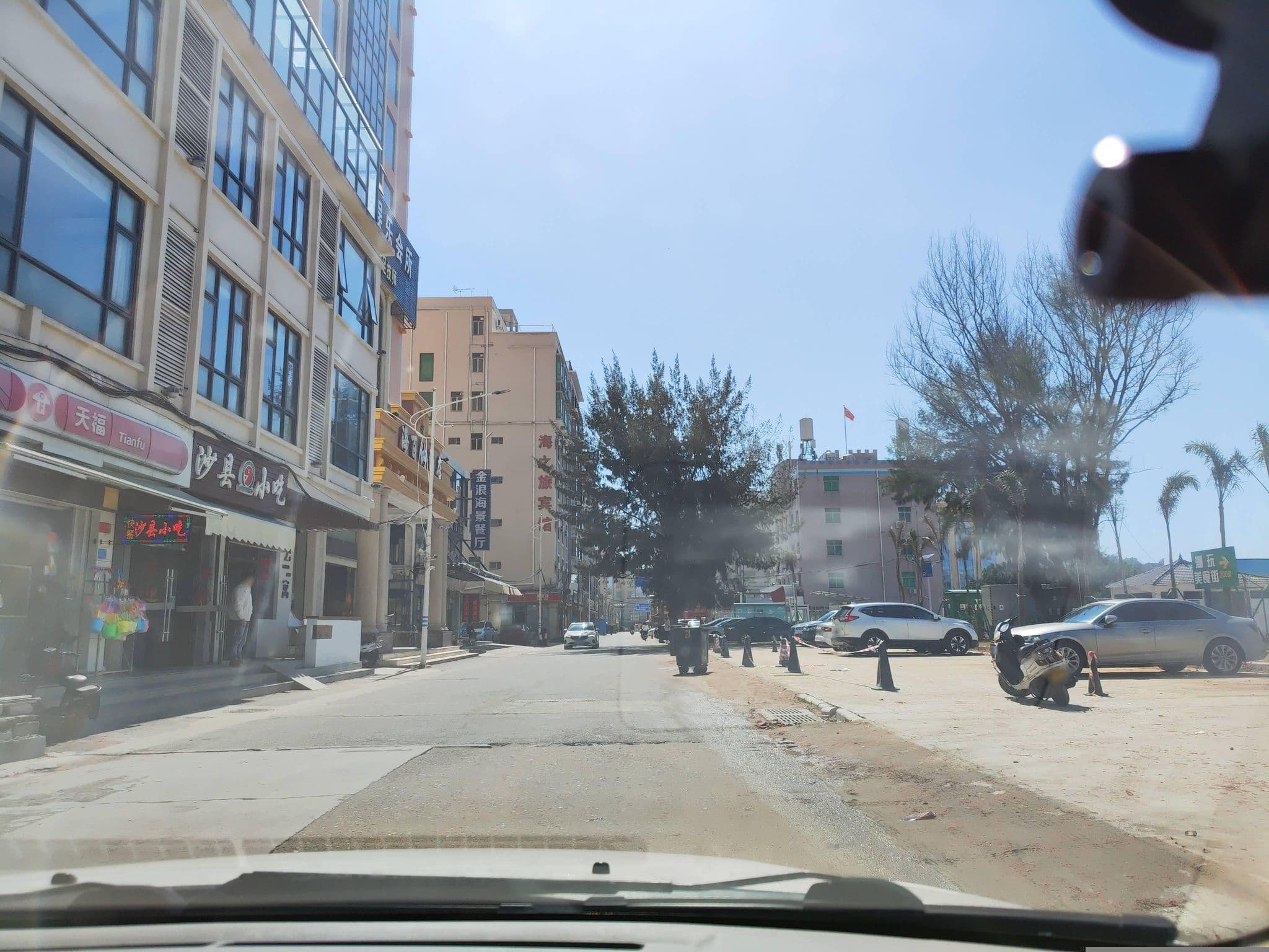 Street view near 海琴居, Pingshan — © Obanazawa_Kuri (CC BY-SA · Mapillary)