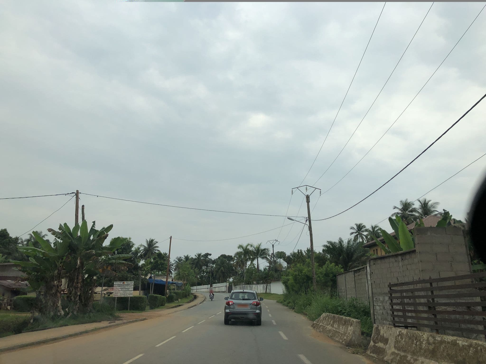 Street view near Le badamier d'annette, Kribi — © peltiern (CC BY-SA · Mapillary)