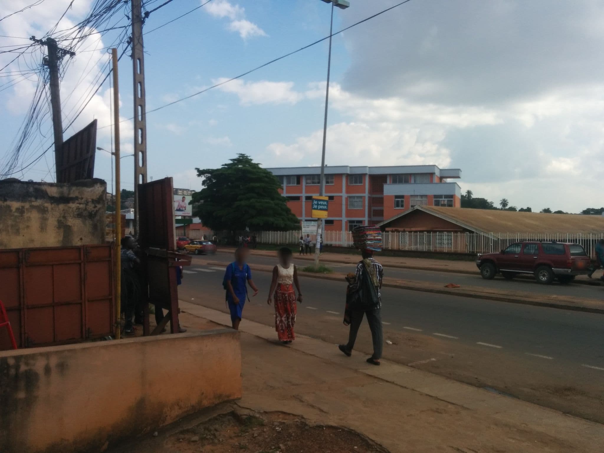 Street view near Nk, Yaoundé