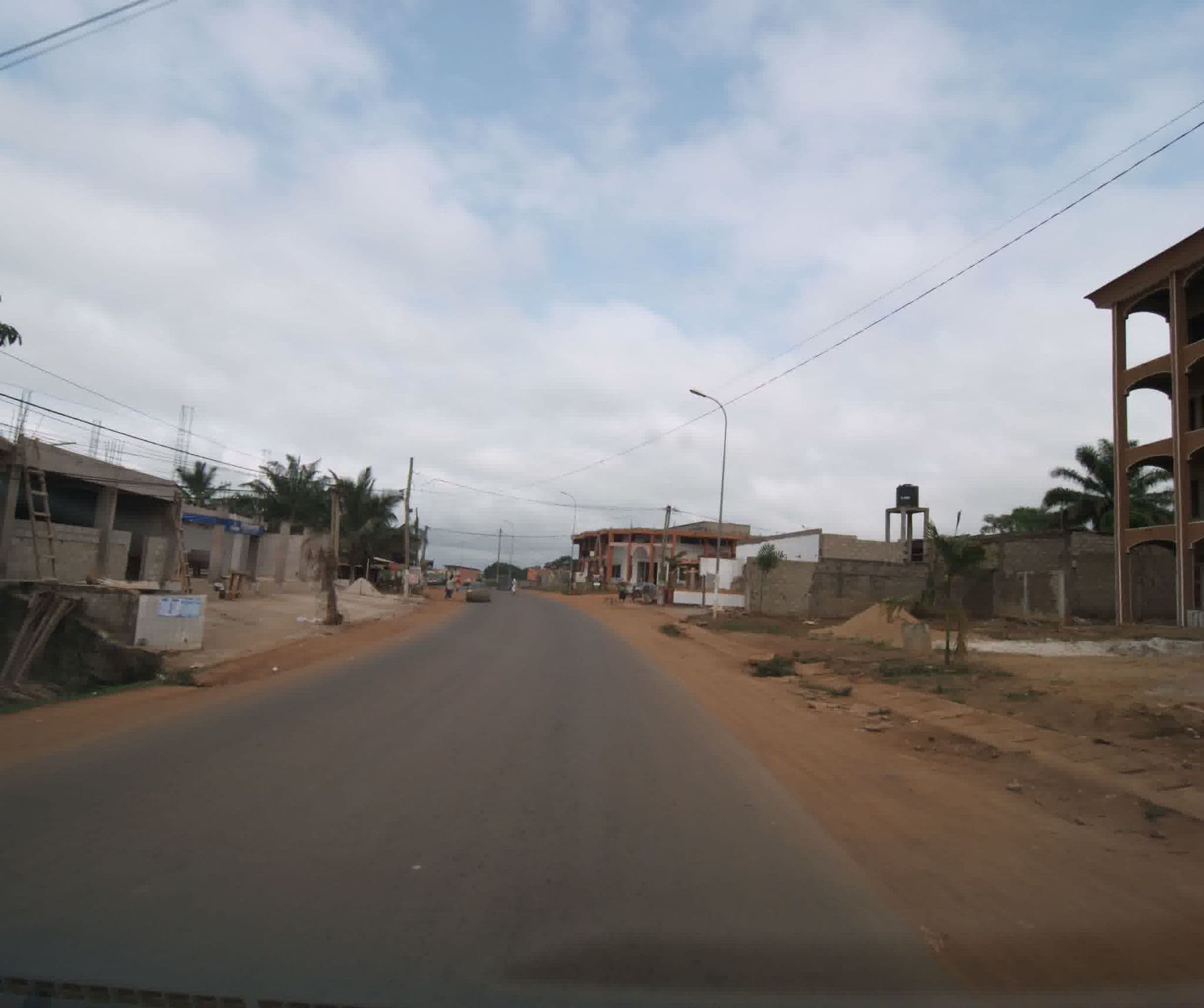 Street view near Hôtel le Flamboyant, Yaoundé