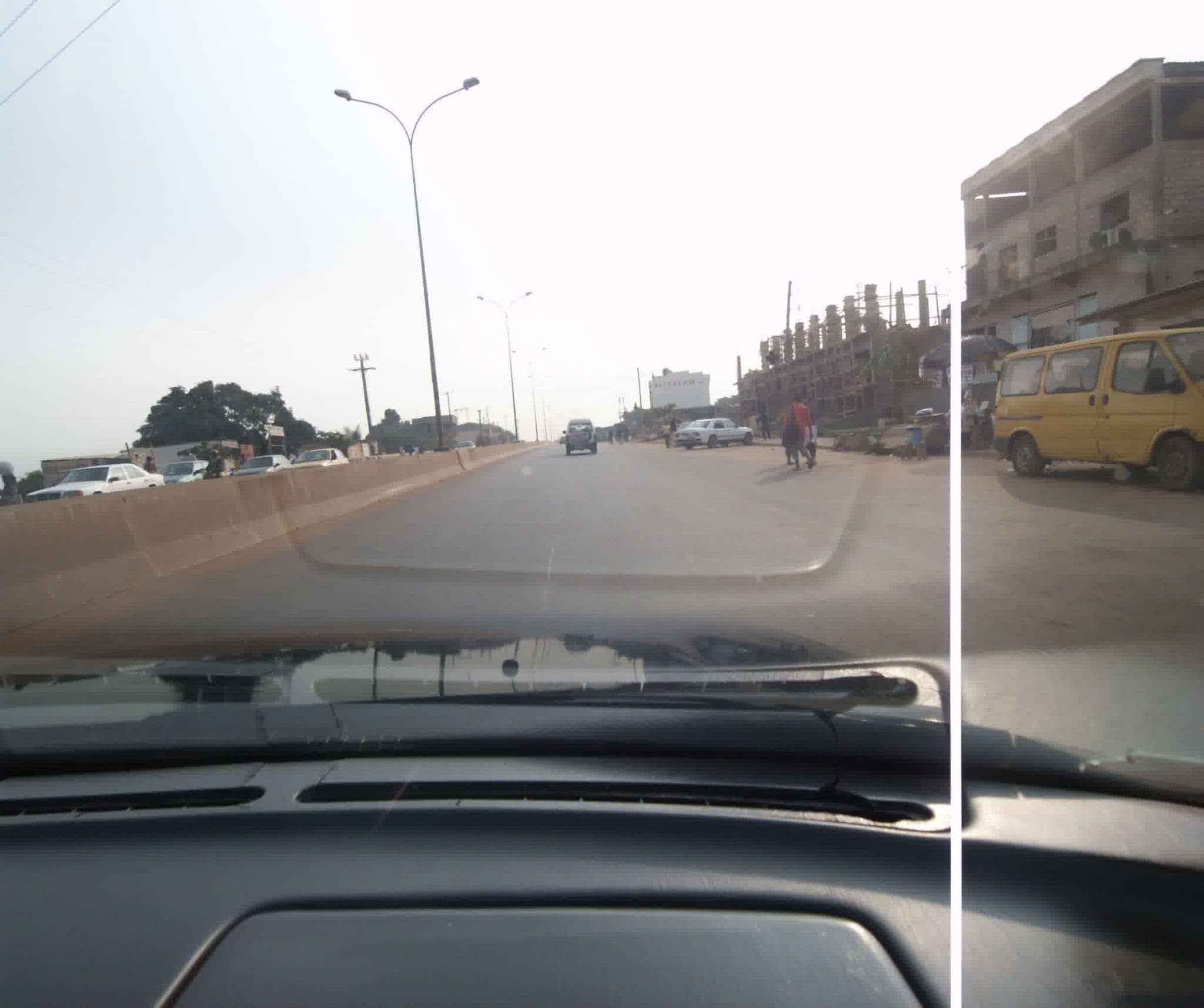 Street view near Melrose Place Hôtel, Yaoundé