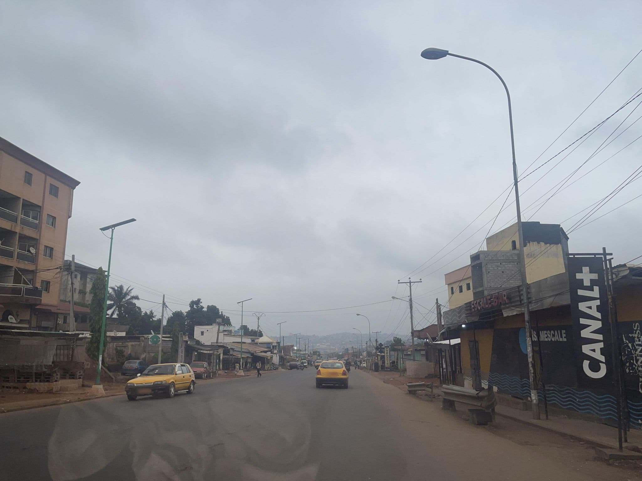 Street view near Sam Efoulan, Yaoundé