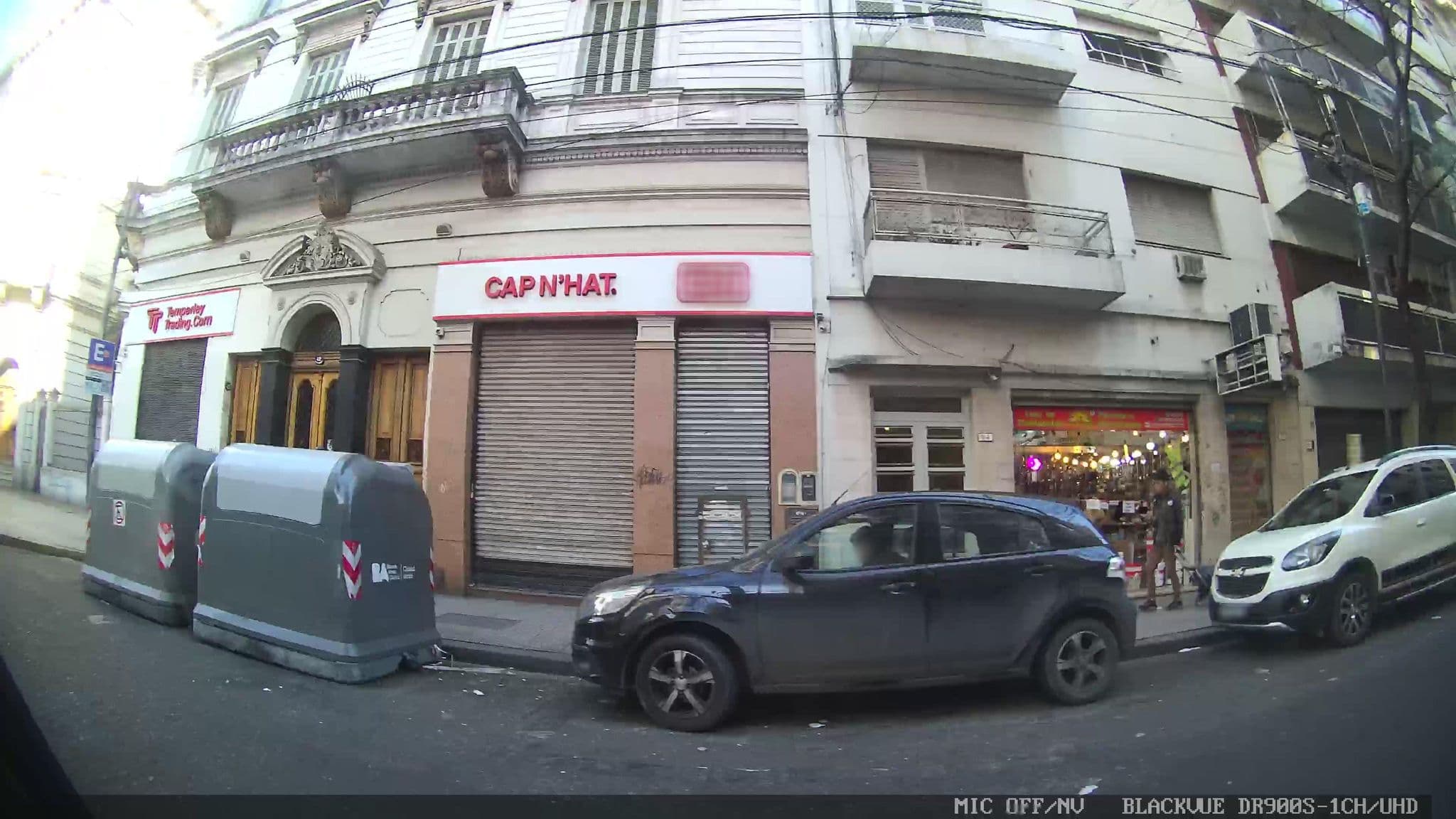 Street view near Amerian Congreso Hotel, Balvanera