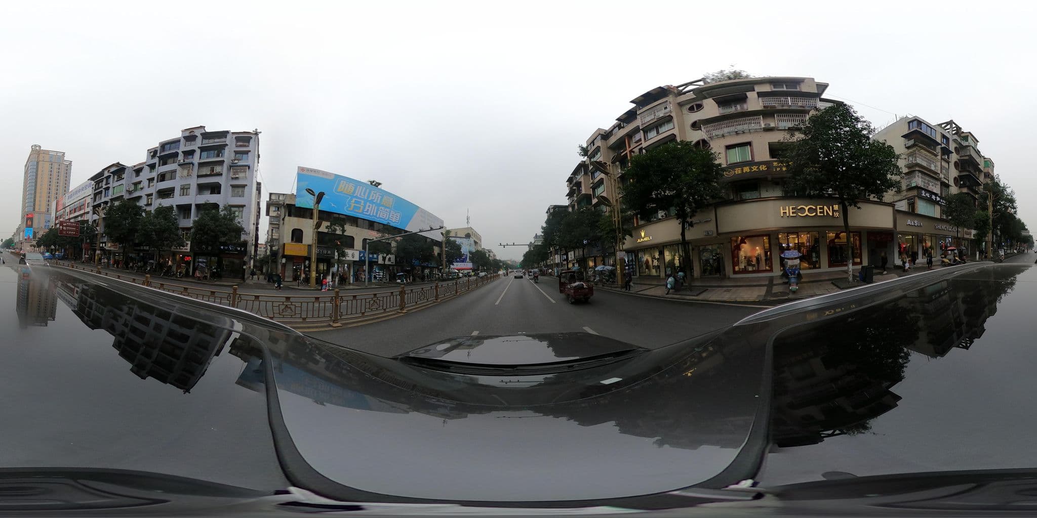 Street view near 梅婷酒店, Leshan — © adirricor (CC BY-SA · Mapillary)