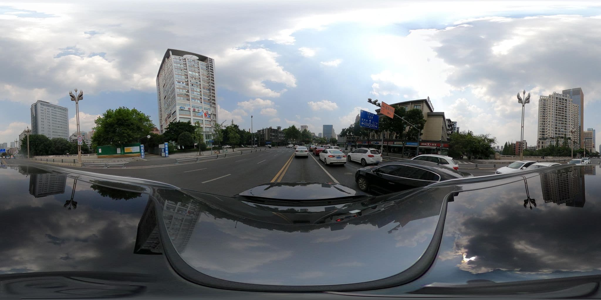 Street view near li yuan xiang li ya ge hotel, Chengdu — © adirricor (CC BY-SA · Mapillary)