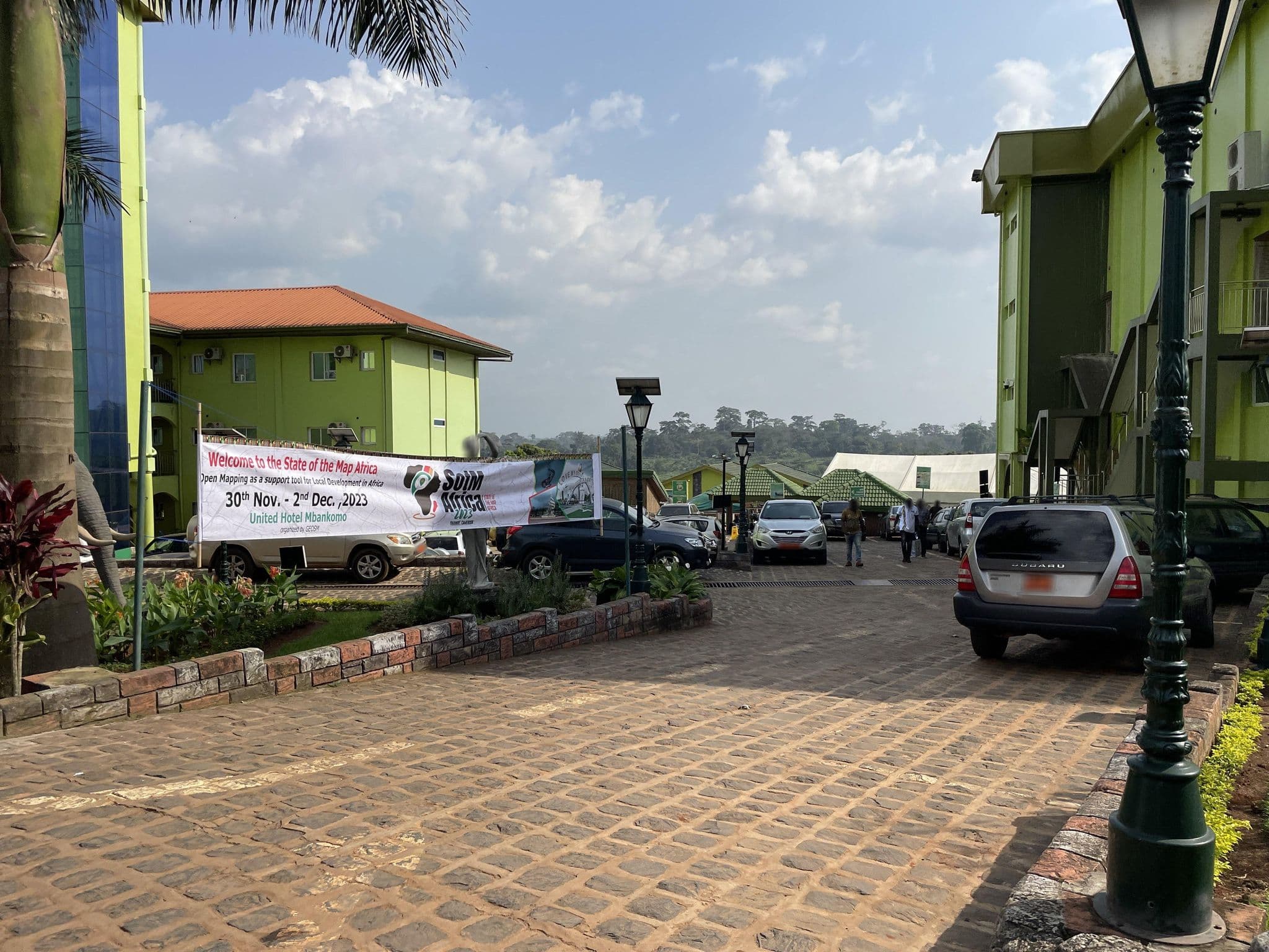 Street view near United Hotel, Mbankomo — © asturksever (CC BY-SA · Mapillary)