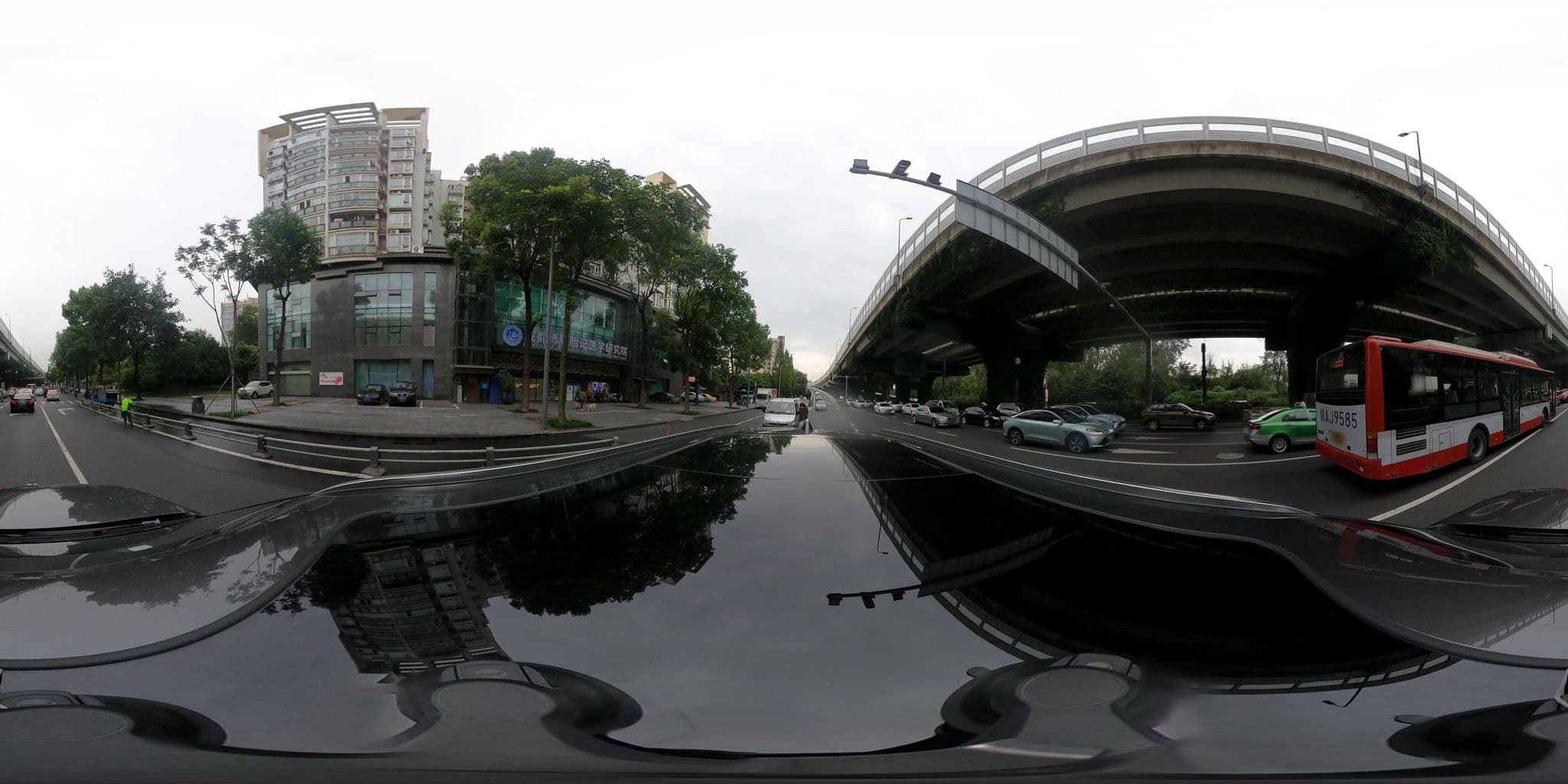 Street view near Atour Hotel Hongpailou, Chengdu — © adirricor (CC BY-SA · Mapillary)
